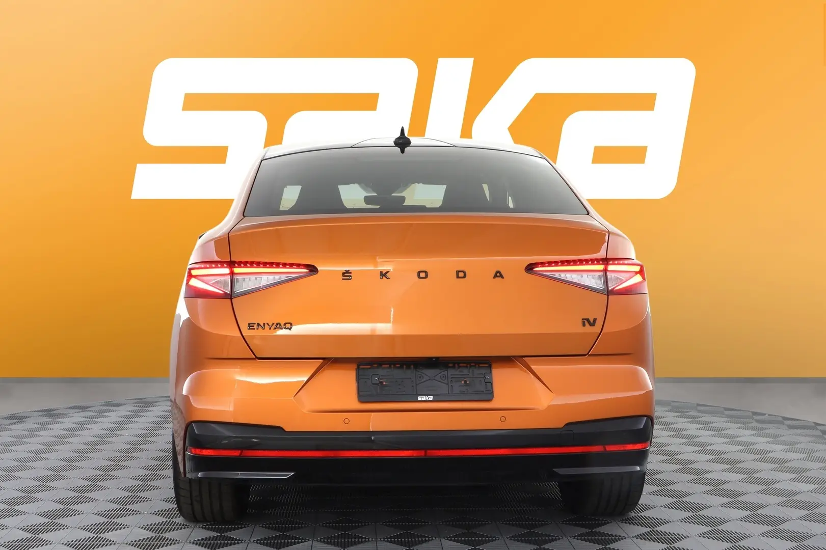 Car Image - 6fmWmKaAWtnI4s317w2a6t