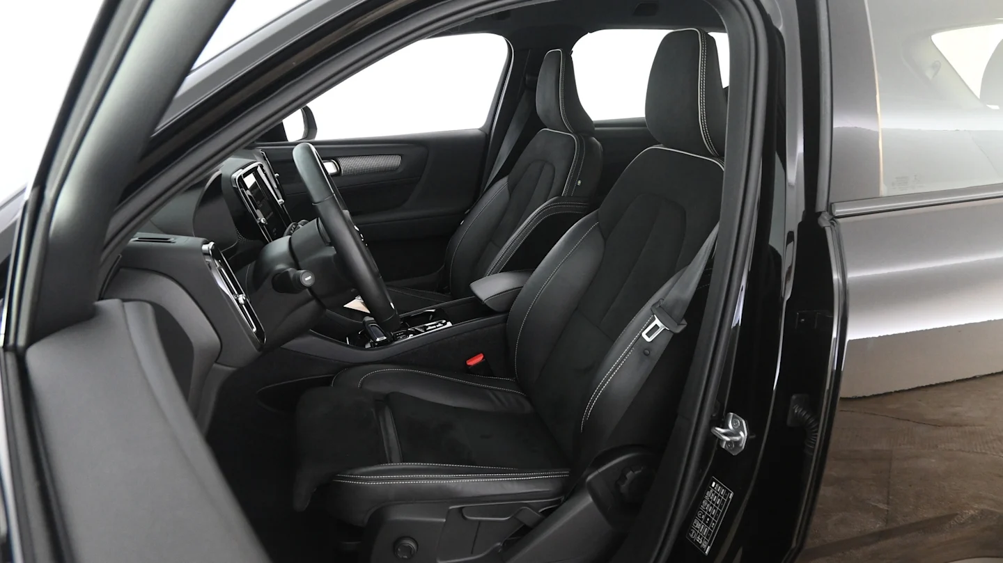 Car Image - 2pZ7eabflDS4hGl5oRvATH