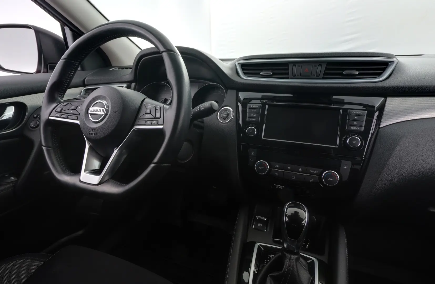 Car Image - 4W3mN9rt04VB32IOSFETmP