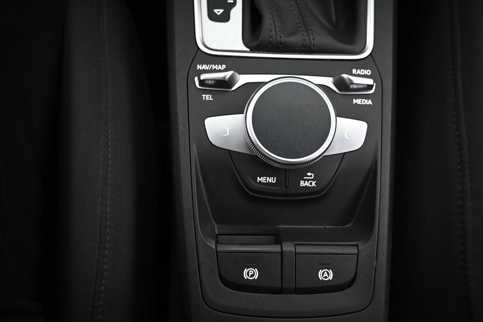 Car Image - 2g4cY4YqXgnwoXWvx8WBMH
