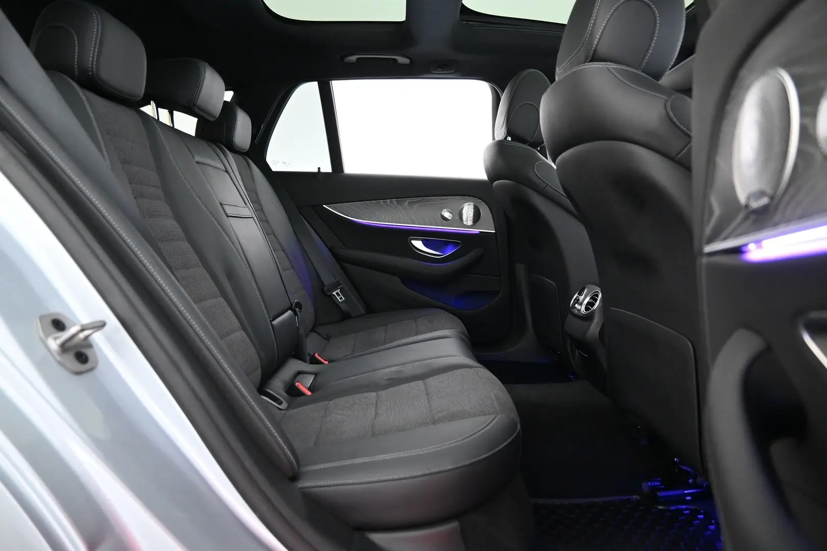 Car Image - 1IfMRQuouA5DKV6YbEFBLR