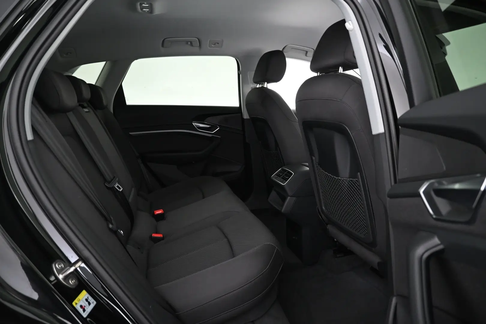 Car Image - 3T1cjXgriZttykpeS5iboj