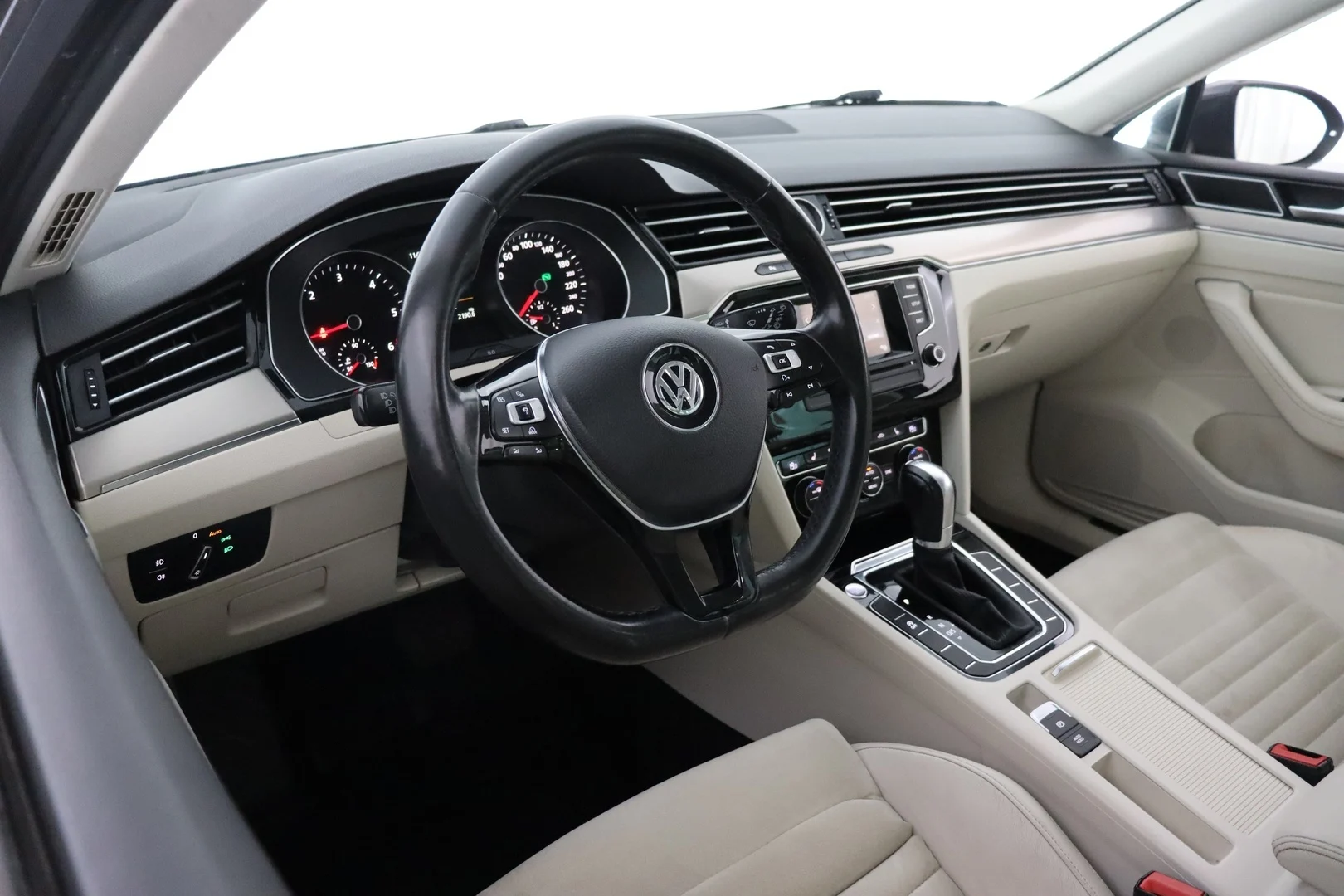 Car Image - 3G3WtRh2vRTf24j7uK9FS8