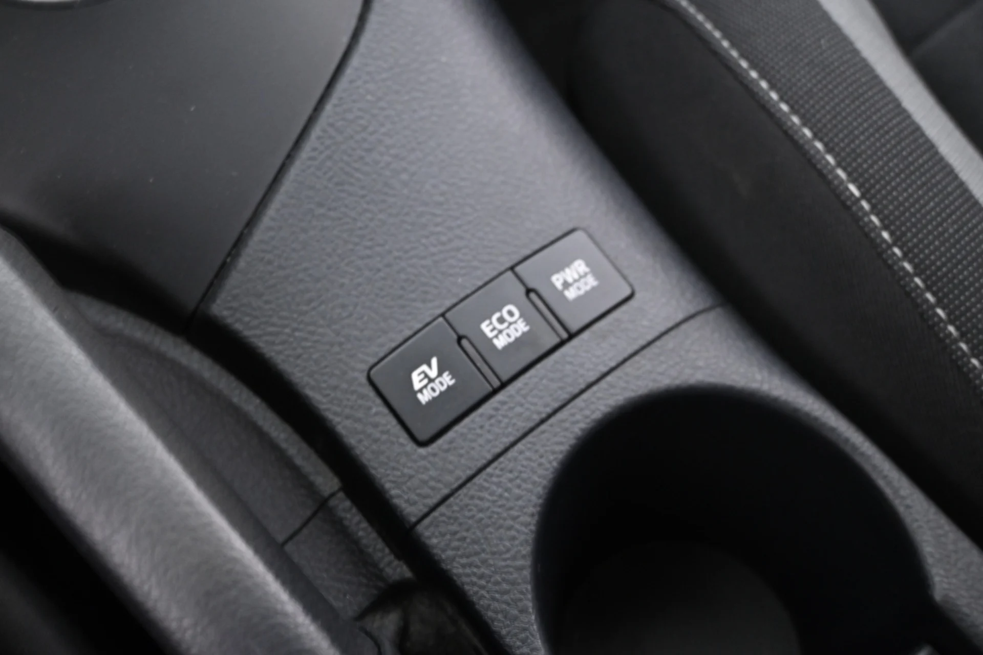 Car Image - 2HN0zktt3mX3ZyisvaiYuA