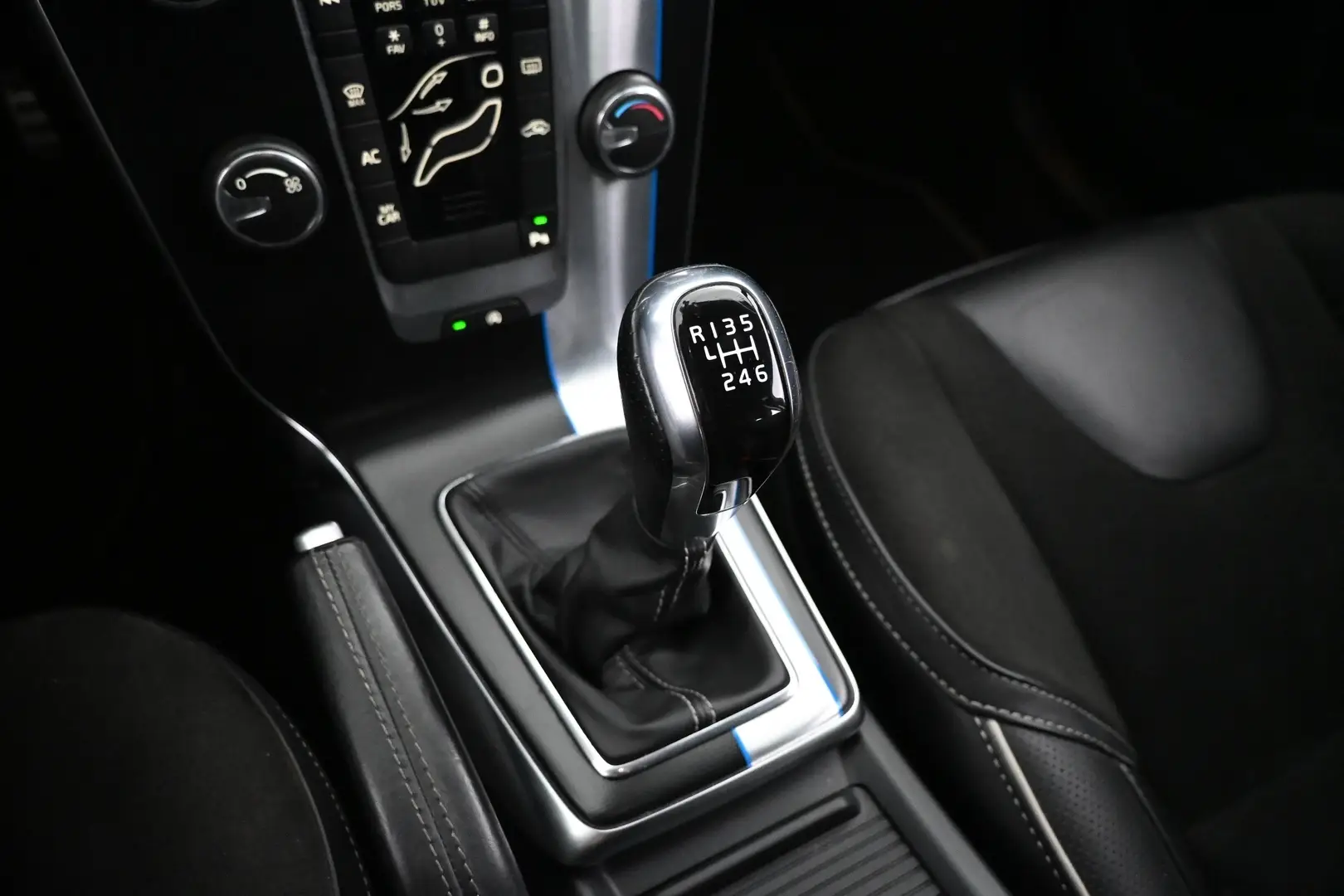 Car Image - LNzkCzCXklhxOcVxVBqCN