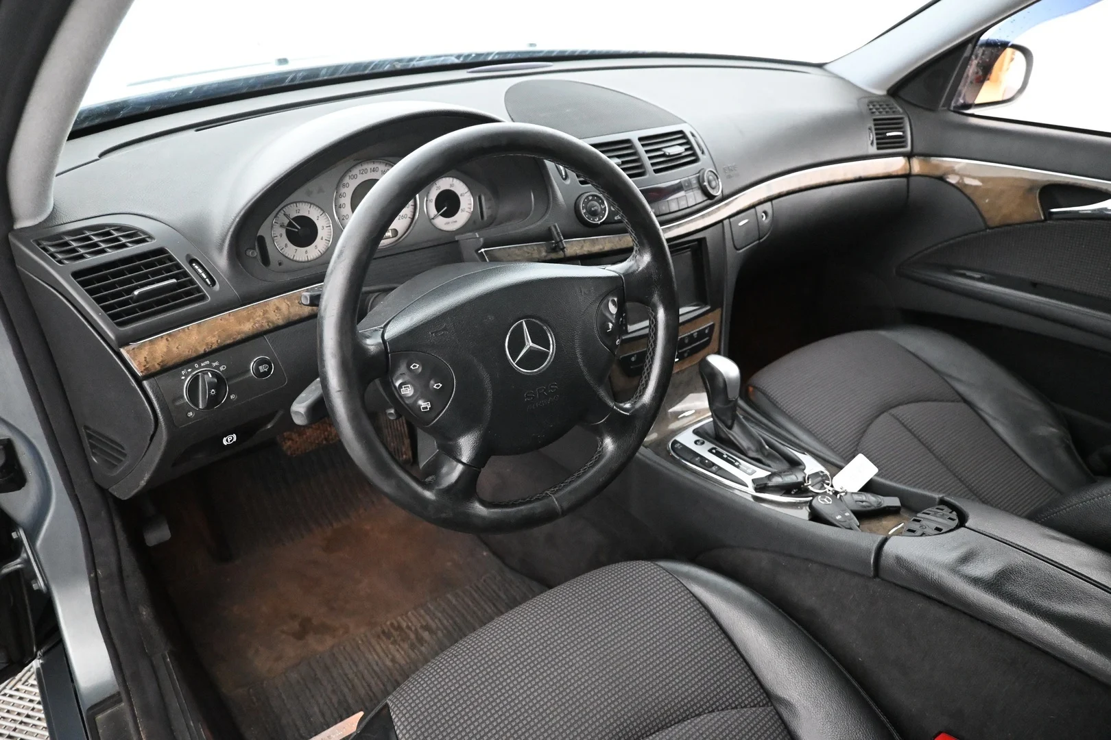 Car Image - 3xfbozqnKlU0rprmJzFORn