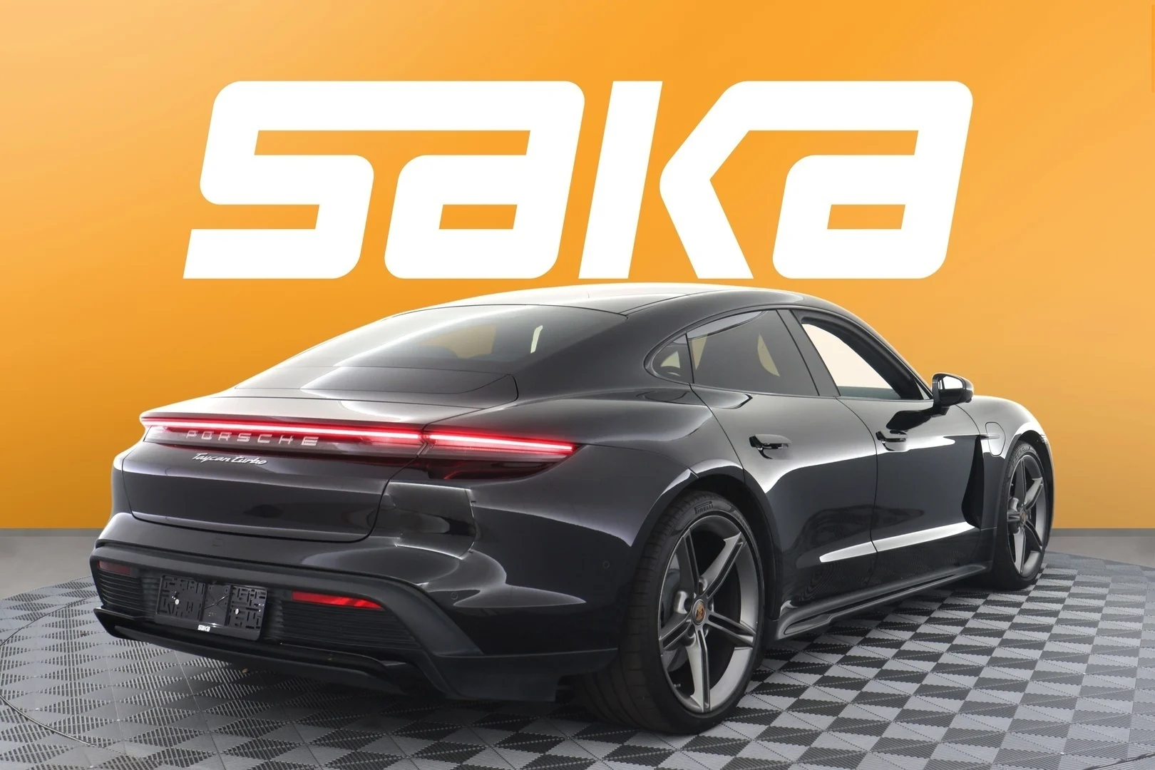 Car Image - 4e2smCtYlLPbQXNsz48pjY