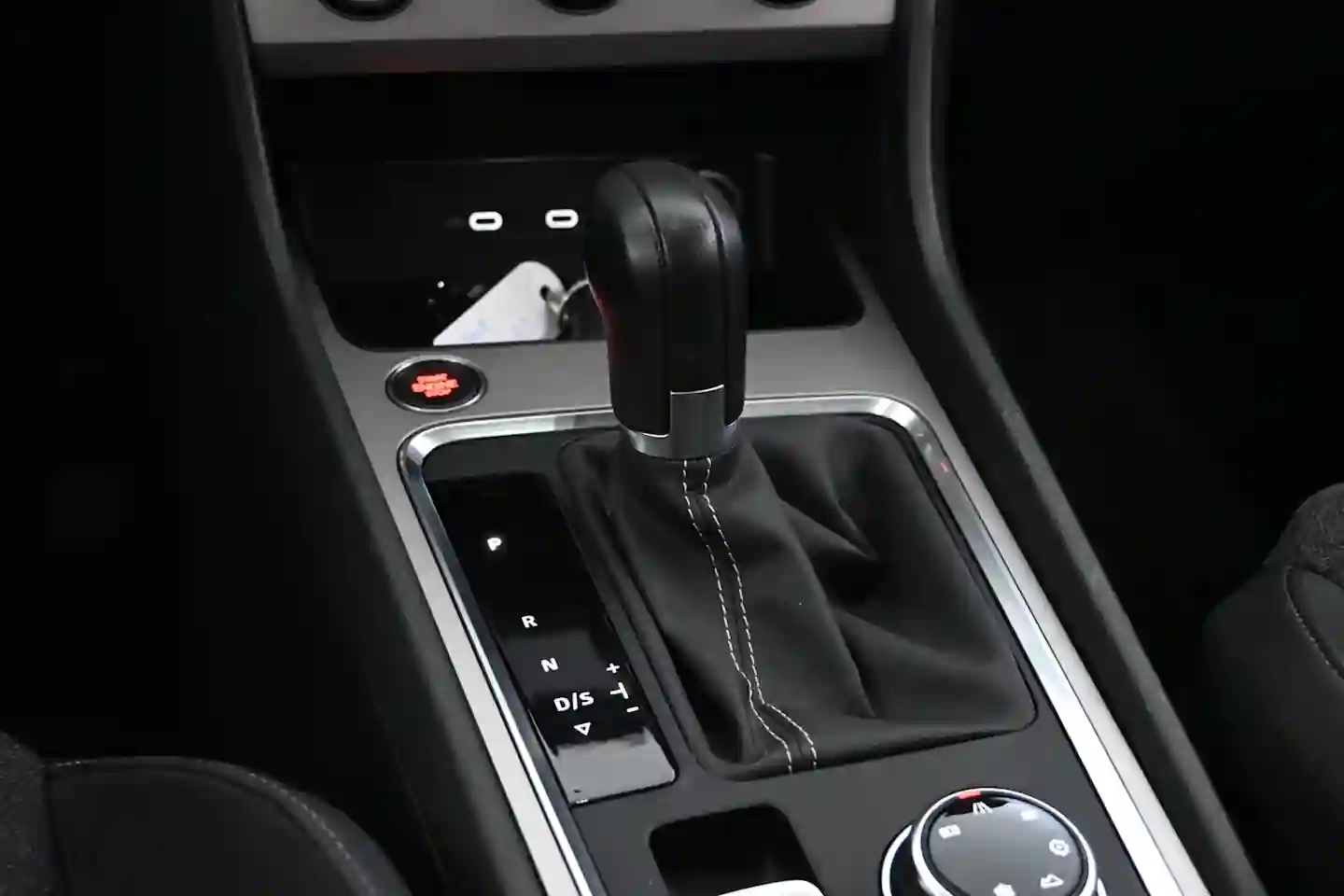 Car Image - 1rxlhw3DyJgJSVfHUxunoy