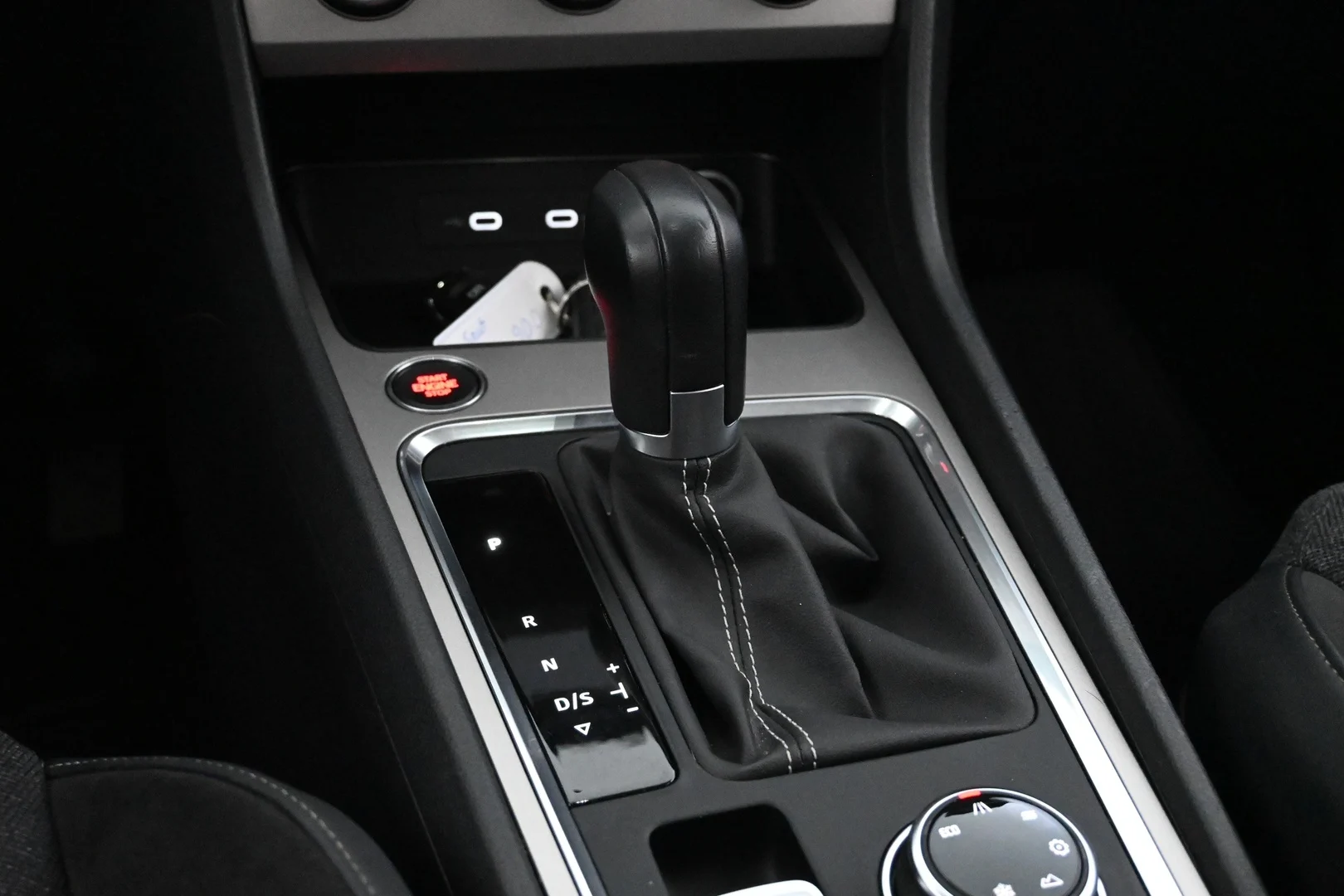 Car Image - 1rxlhw3DyJgJSVfHUxunoy