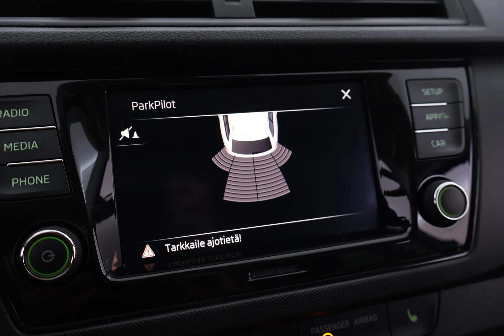 Car Image - 3AbKfPwDA0MqiV5Ytpv6bI