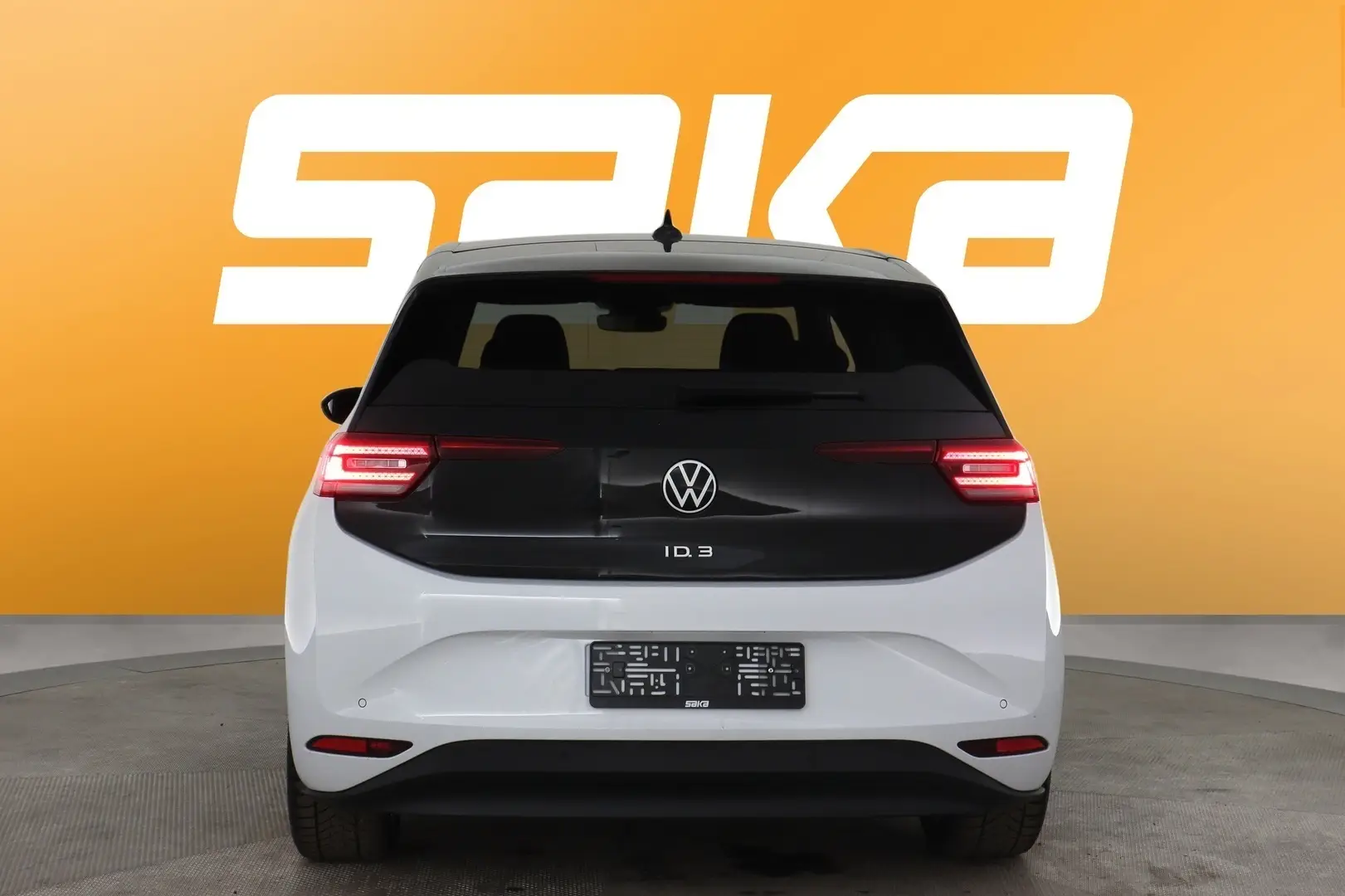 Car Image - 41UL4VmYJiX5vrIBmF1qW6