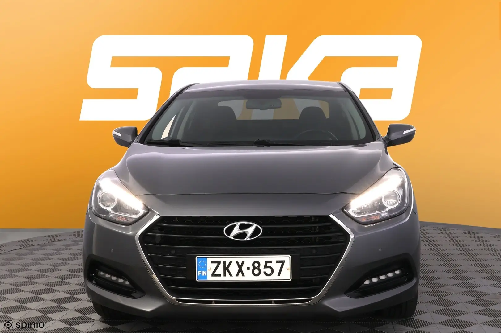 Car Image - 7dv3yMx4UUSjjtZIjoiZXR