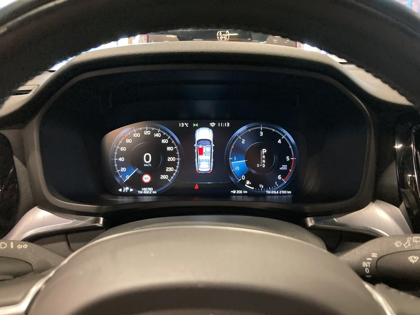 Car Image - 3ooq0iptKih3SlTZavXrfw