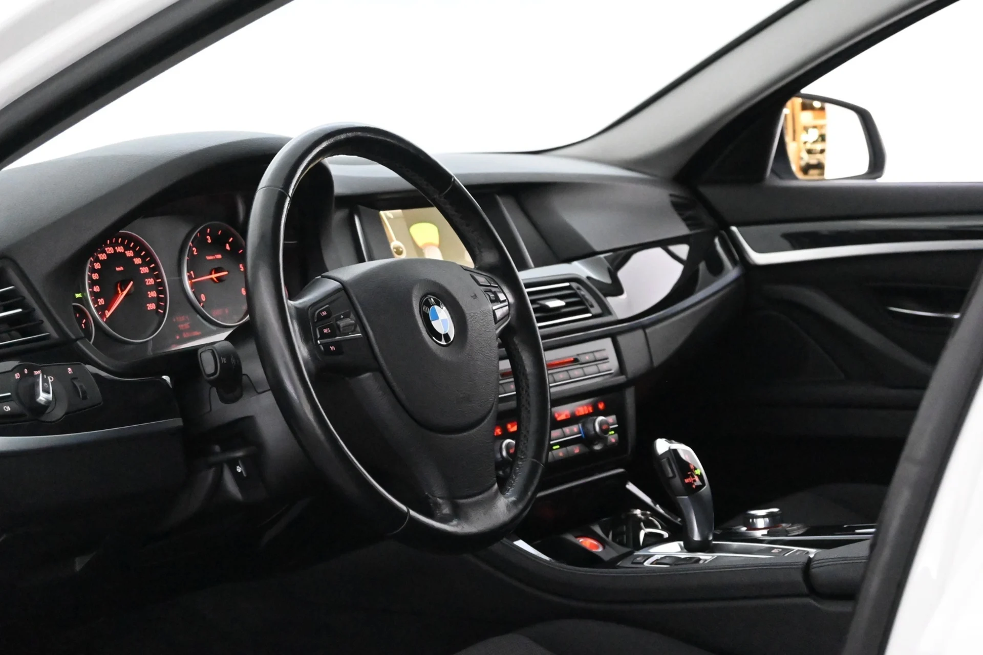 Car Image - 7yYumTQoLBlTIUrrbDQWEu