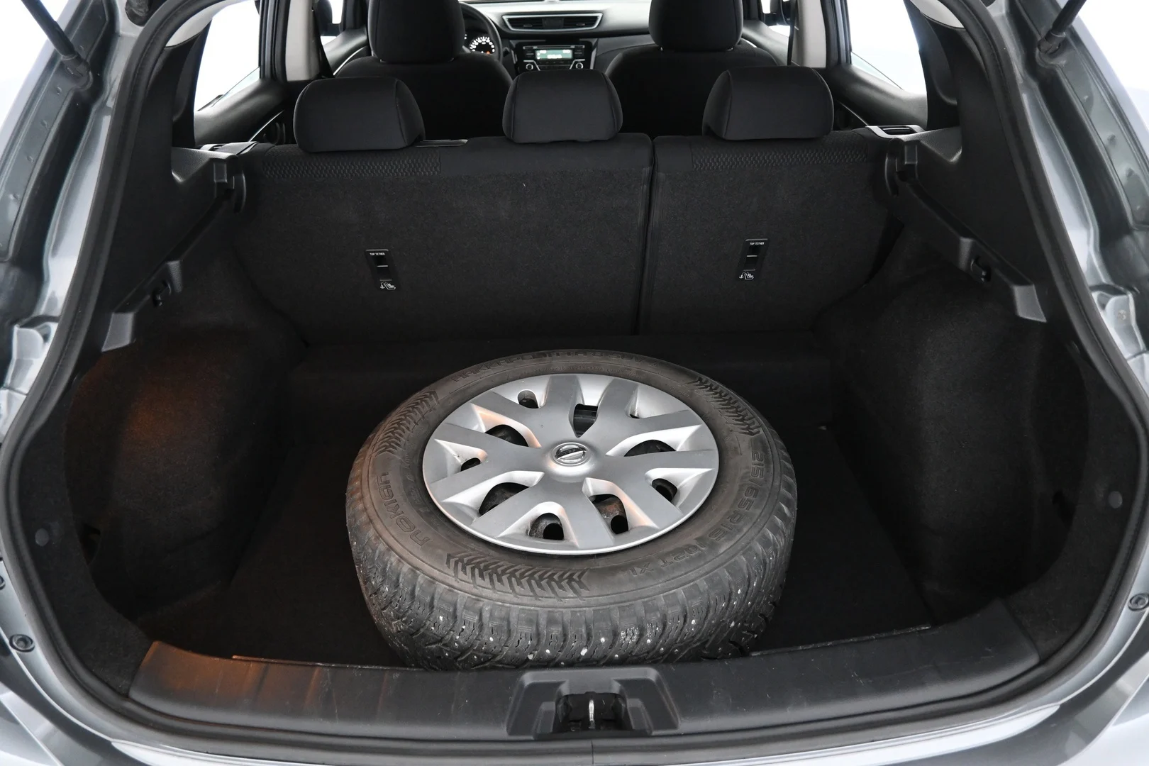 Car Image - 1Ic3qkkxBy25JEwvtmq1MR