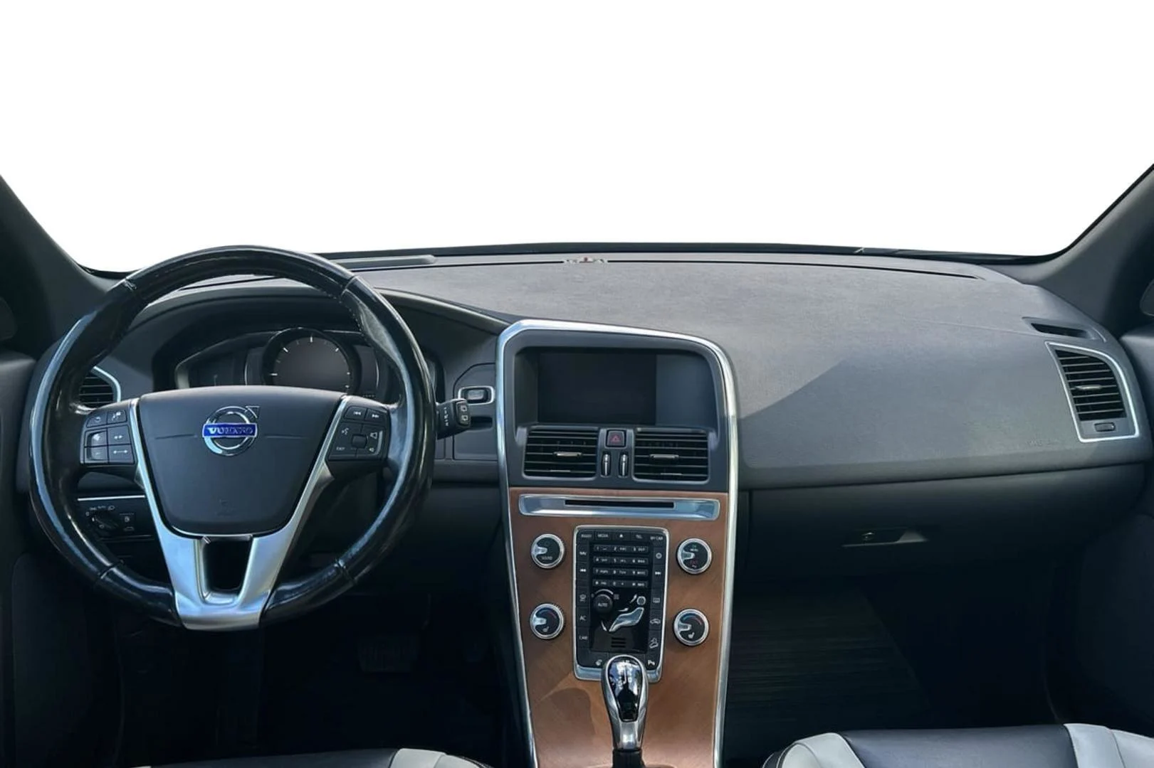 Car Image - 5PAvXrzuXdnZ48fuaiAsFN
