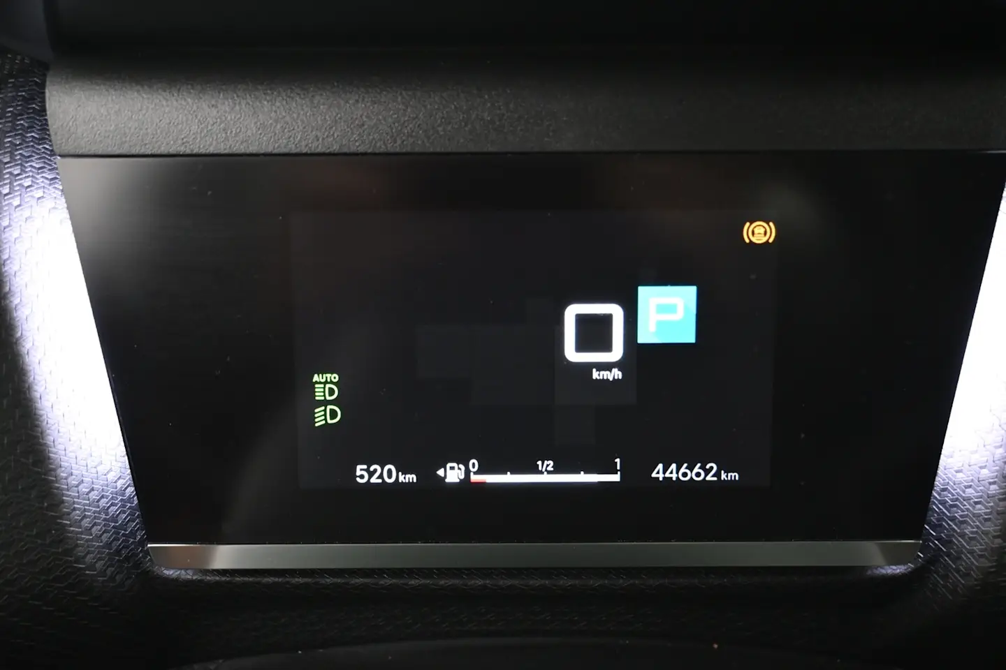 Car Image - 4Vmc8OE0AMLHzTmv4Z4aT7
