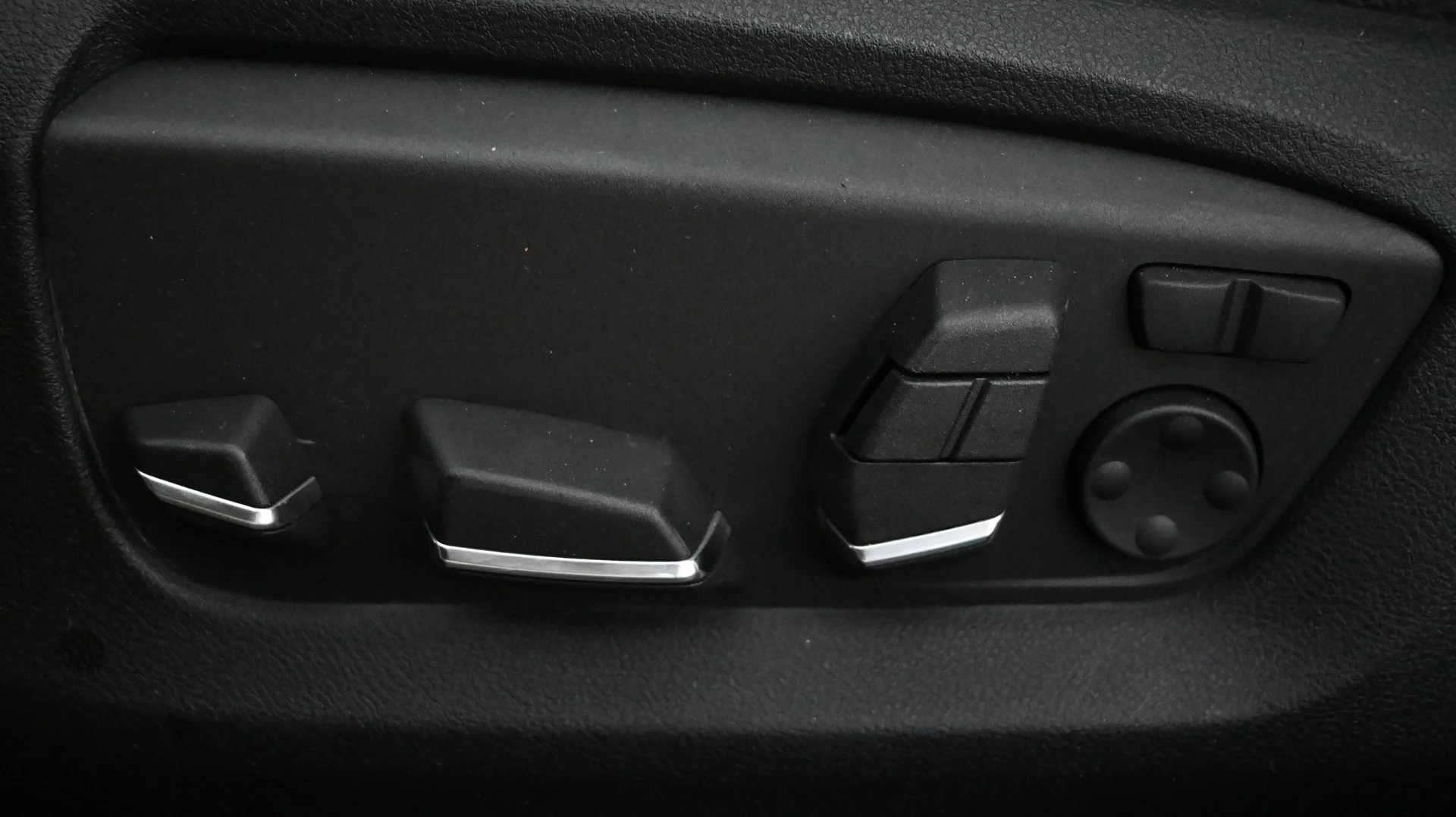 Car Image - 6it5Z3Bv1jEZ6KOpKzxGA4