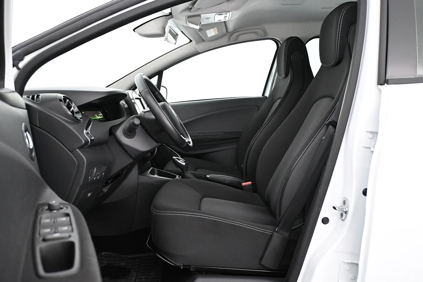 Car Image - 5yCIeAtM6NtqKPCnIhtNA6