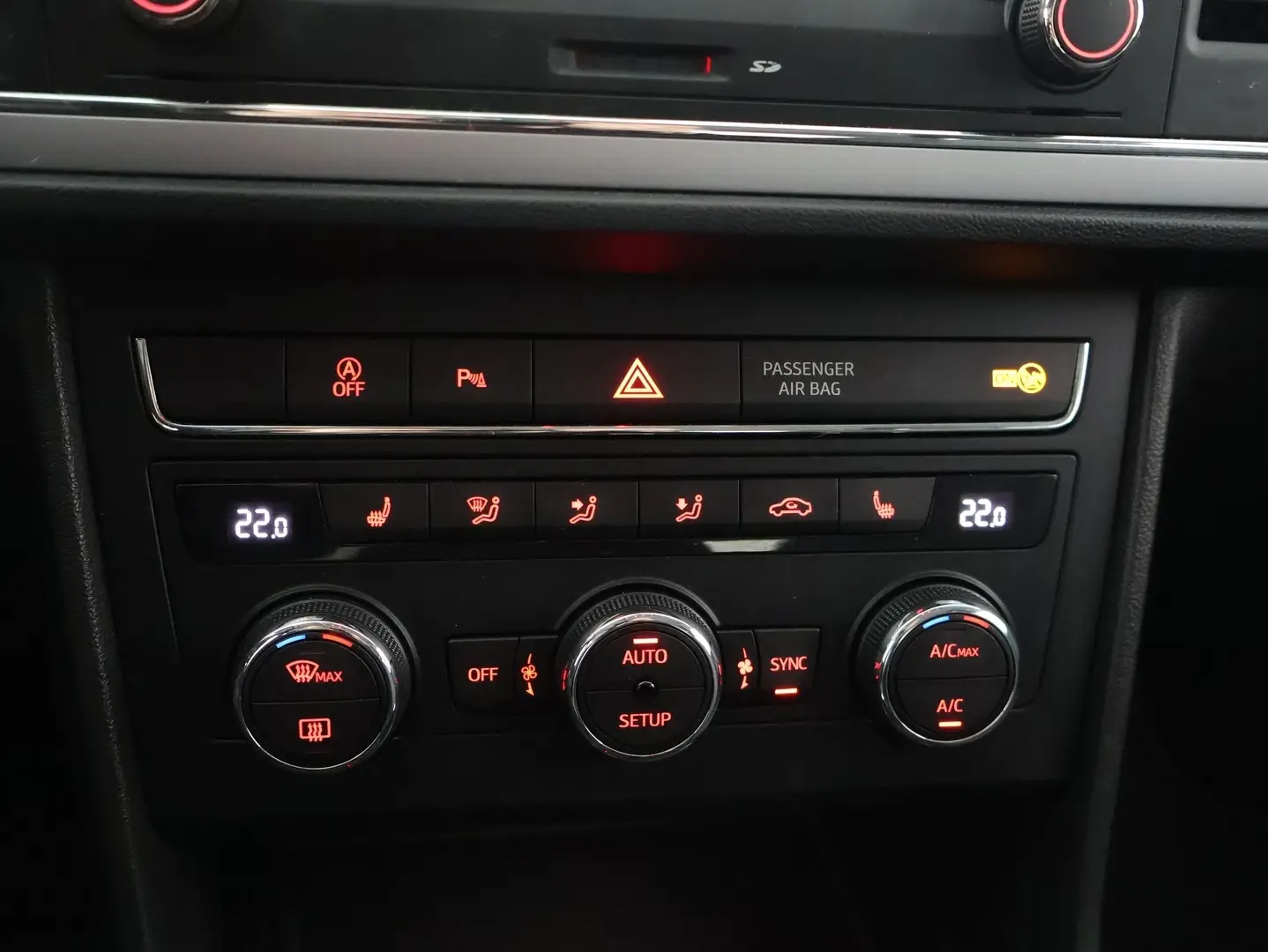 Car Image - 2dtW2we8bRy4avFL33iS6O