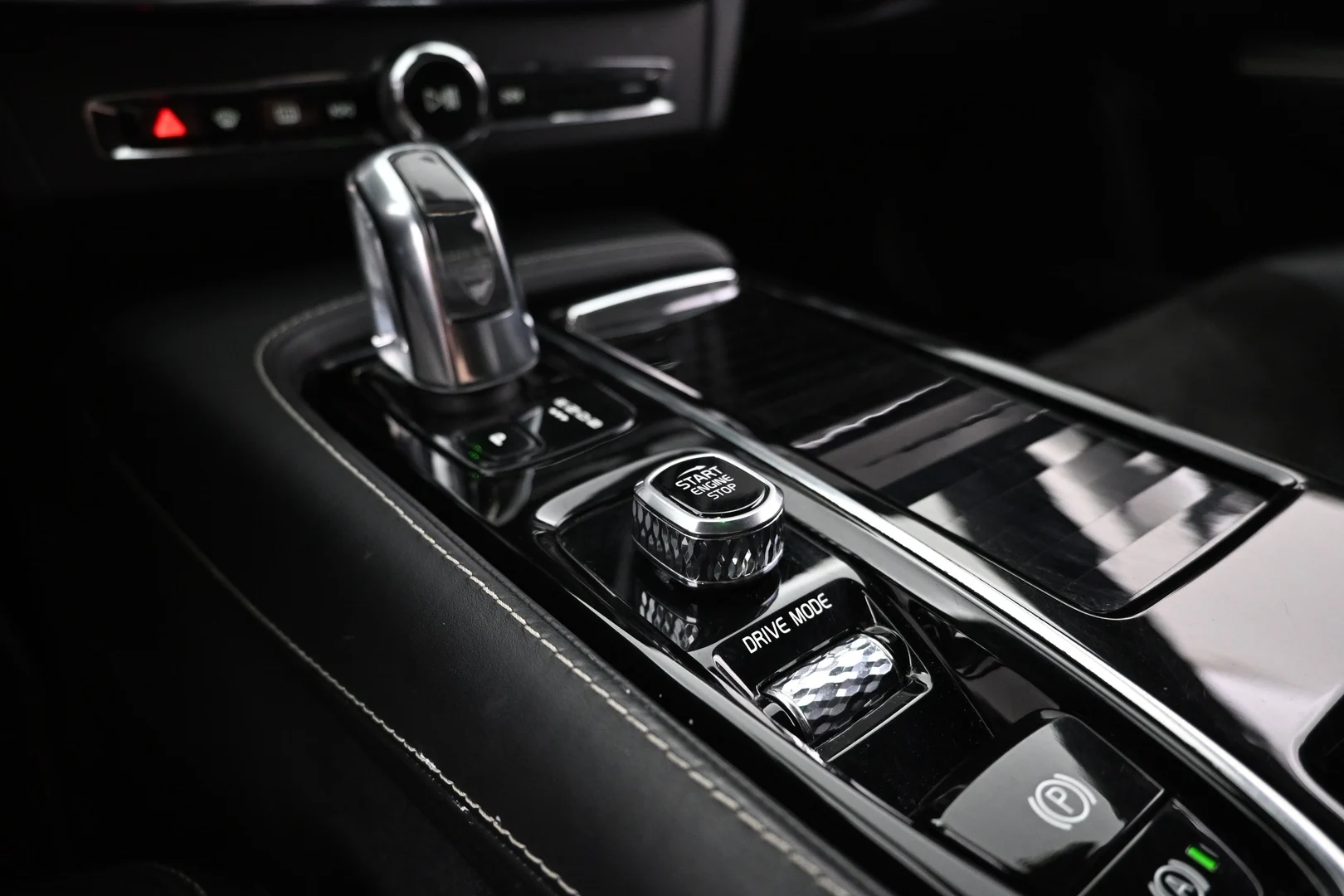 Car Image - 2dYm7XycsODulOP7AOfgx2