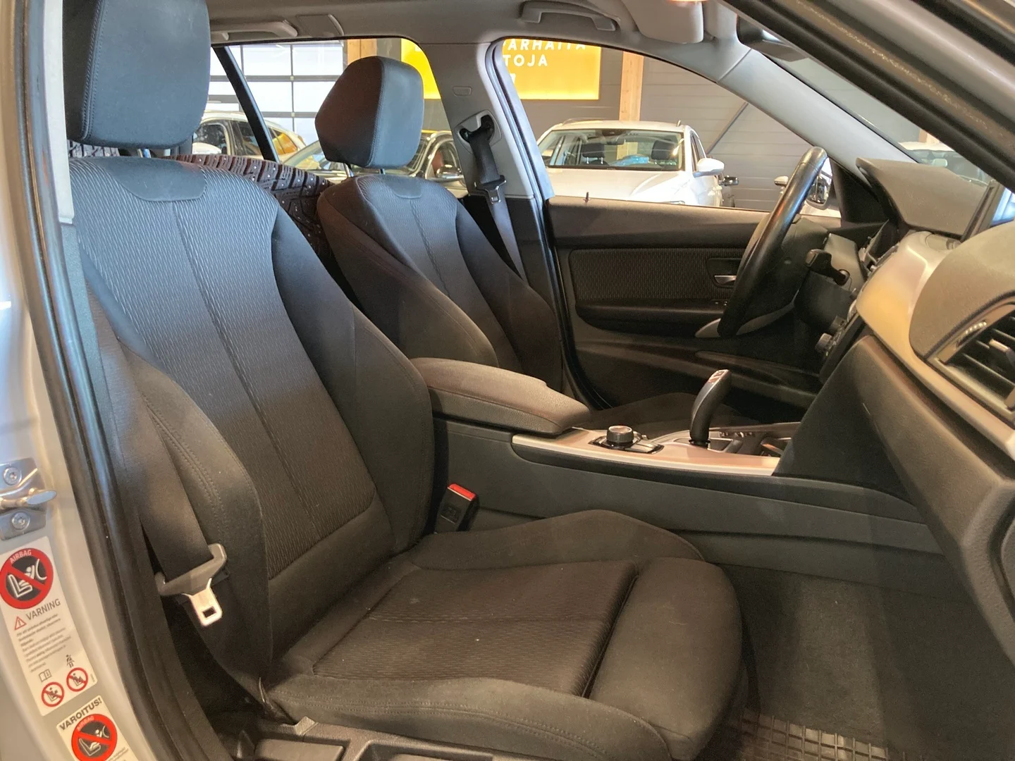 Car Image - 6UsecZIW7pEScaI1Kd6xwW