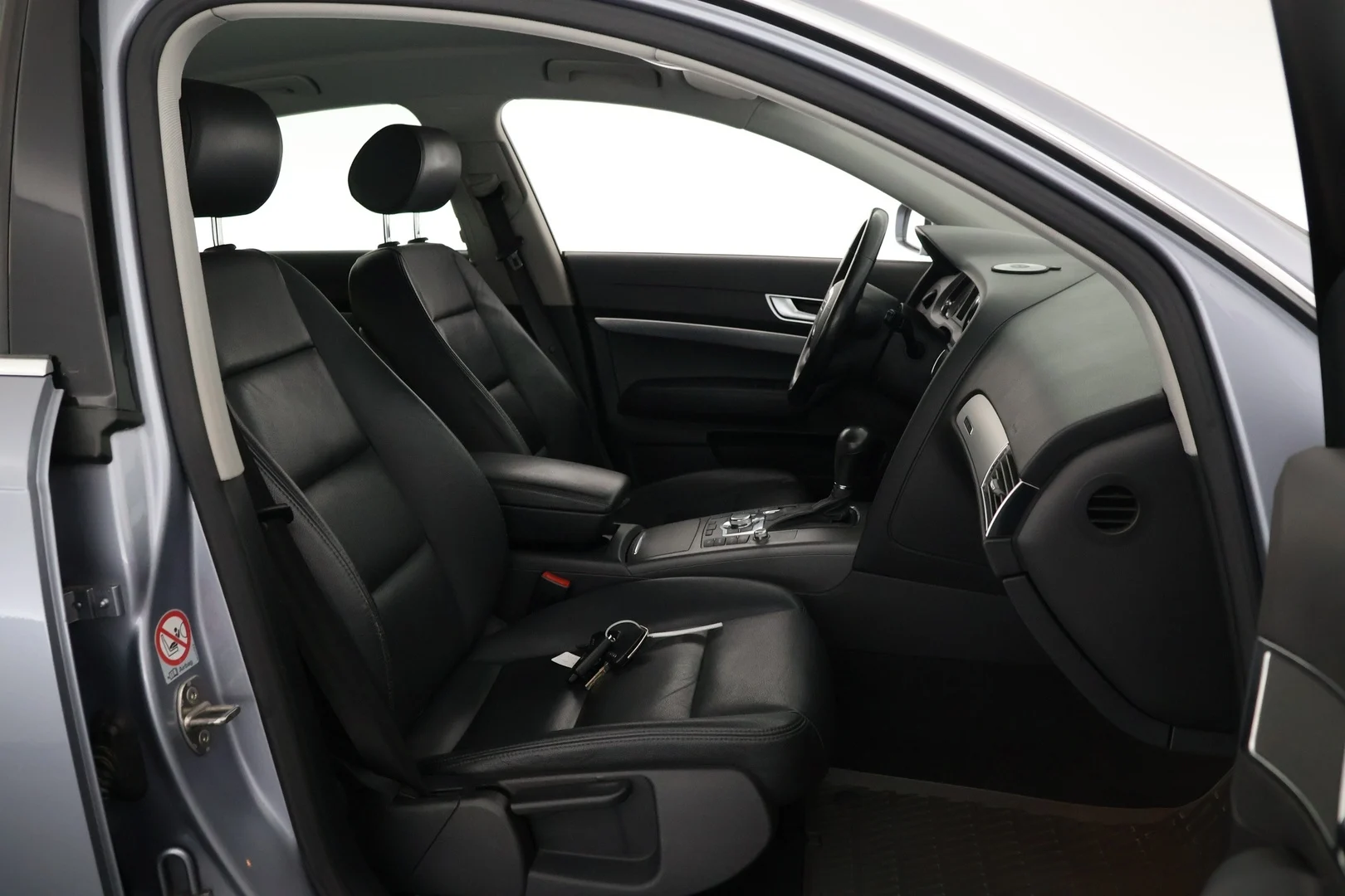 Car Image - 6fllALvosJXyh5TTNik6Xp