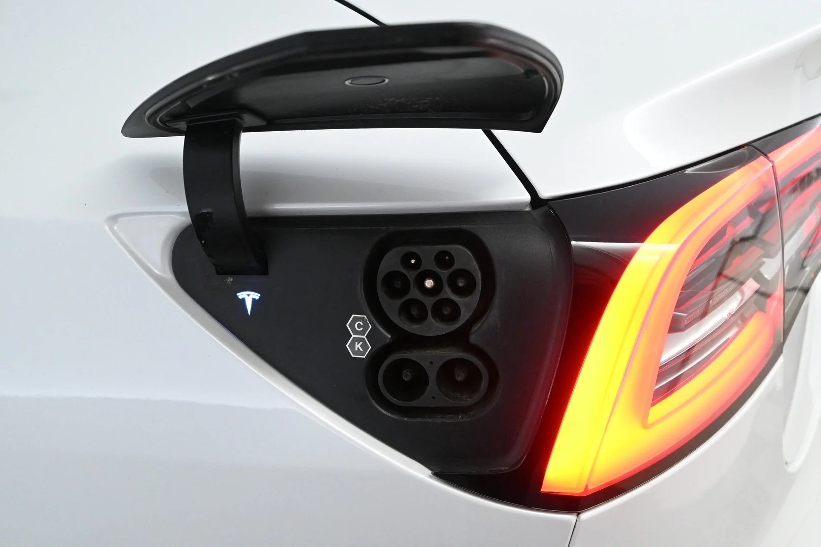 Car Image - 3MLmFNQ20978r3ykSnVEyV