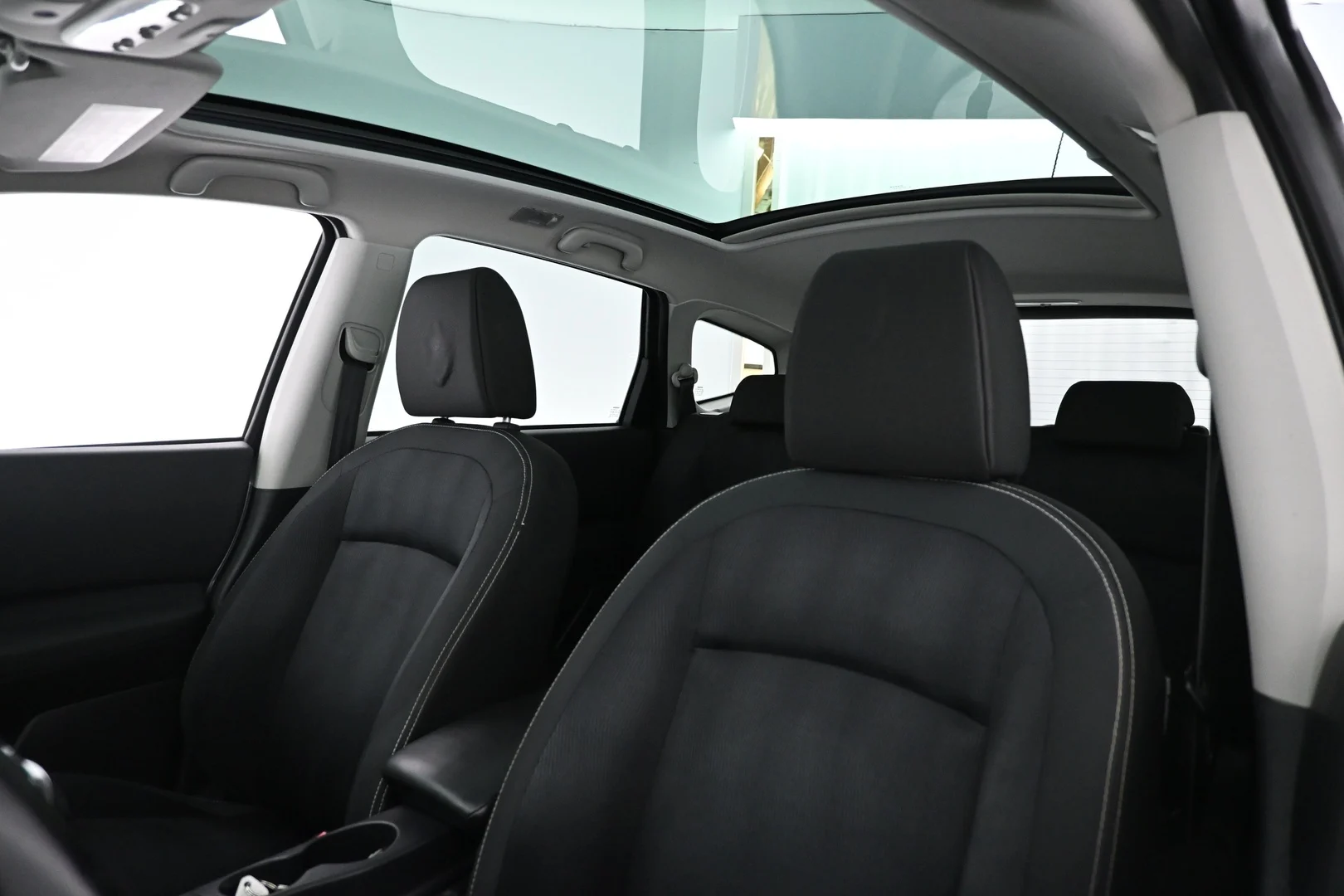 Car Image - 6JrN3gJiWmBSFj141RD389