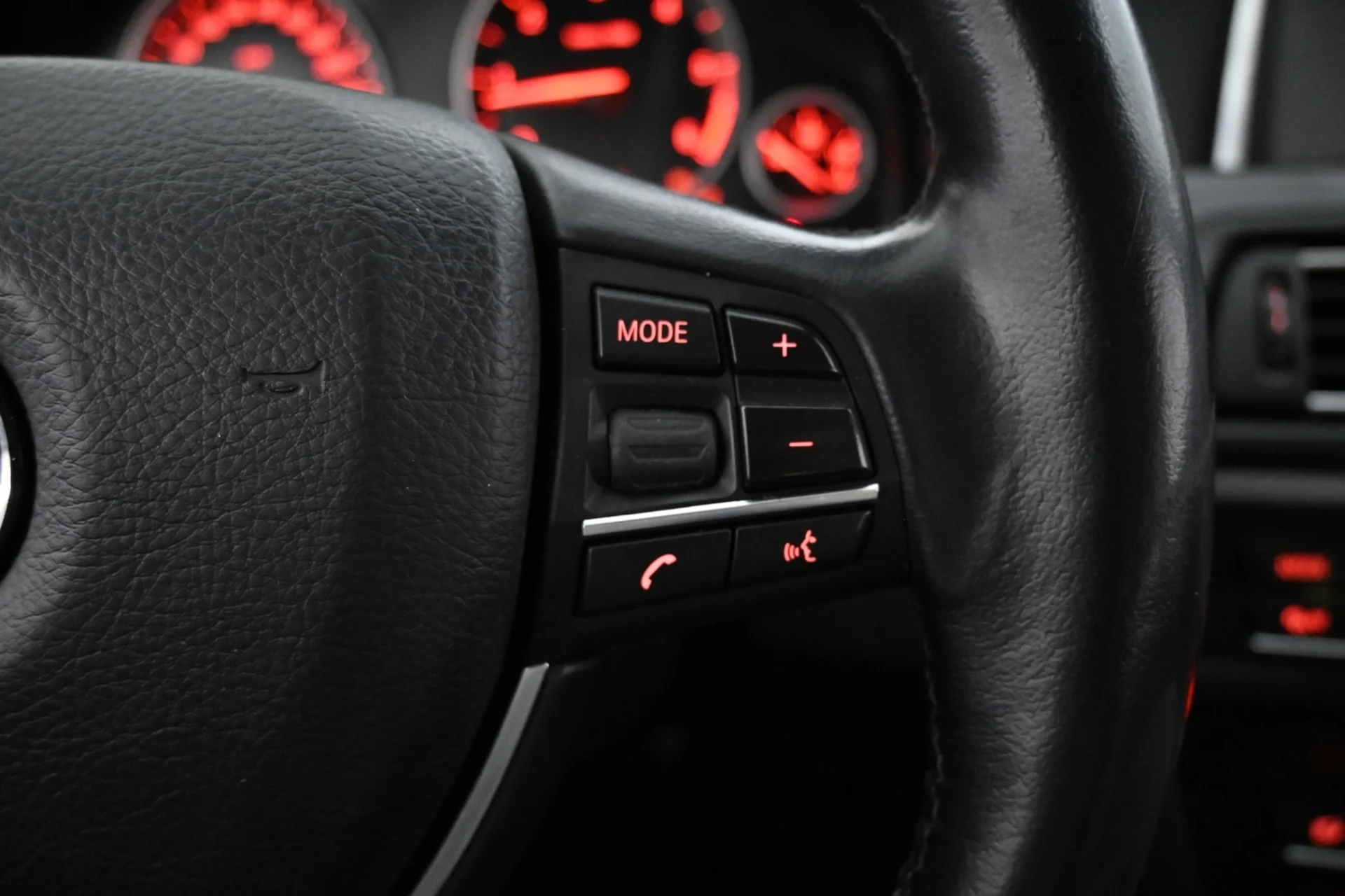 Car Image - 6yfAw8vsA6yStCzSwlIKSZ