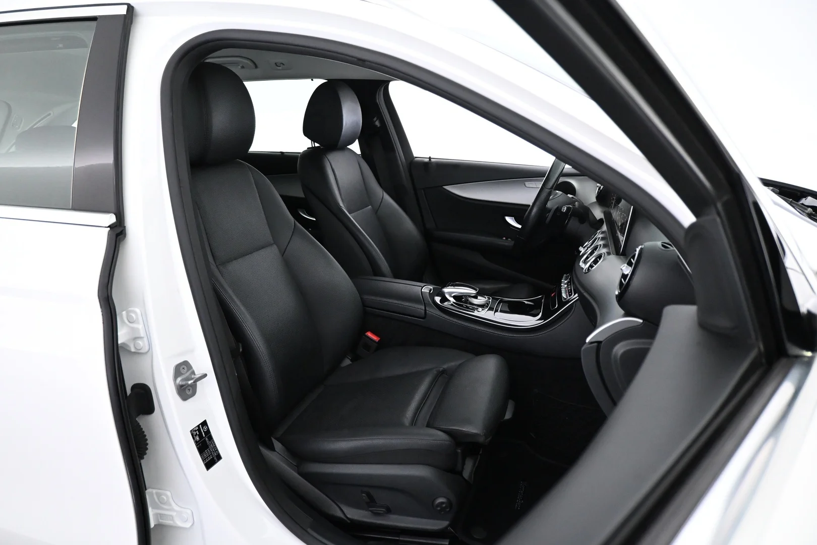 Car Image - 3941yzFRPcXv8A5vYfJ6G