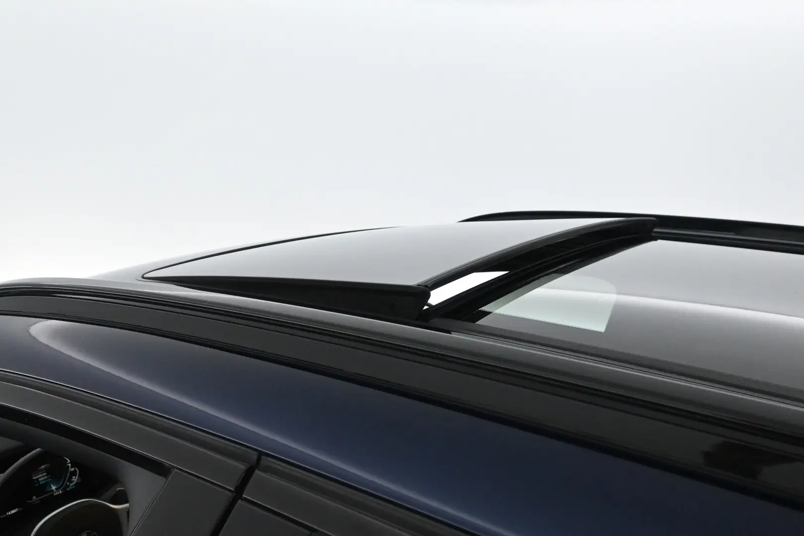 Car Image - 3z18sxEGfI2De7BUXTvgdJ