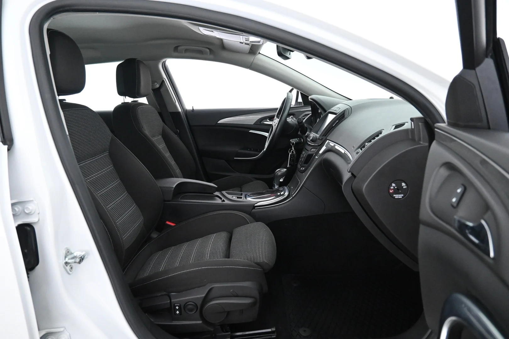 Car Image - 64JvVIGqzJFCCDKbFeNzPy