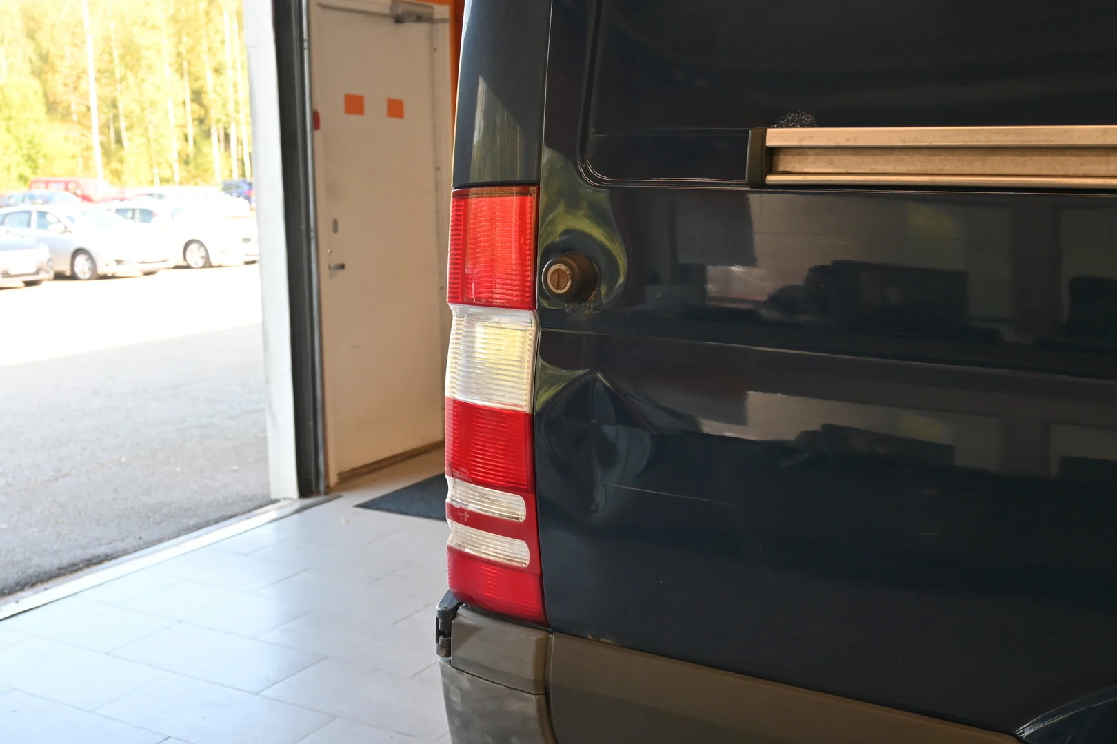 Car Image - 1qdClu9sAK6ysPz2ztnYTy