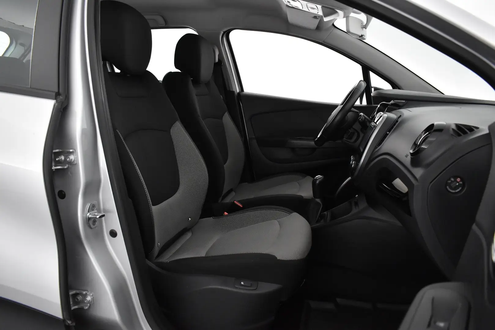 Car Image - 73Y7ifhH2ejDan2D6PGiZD
