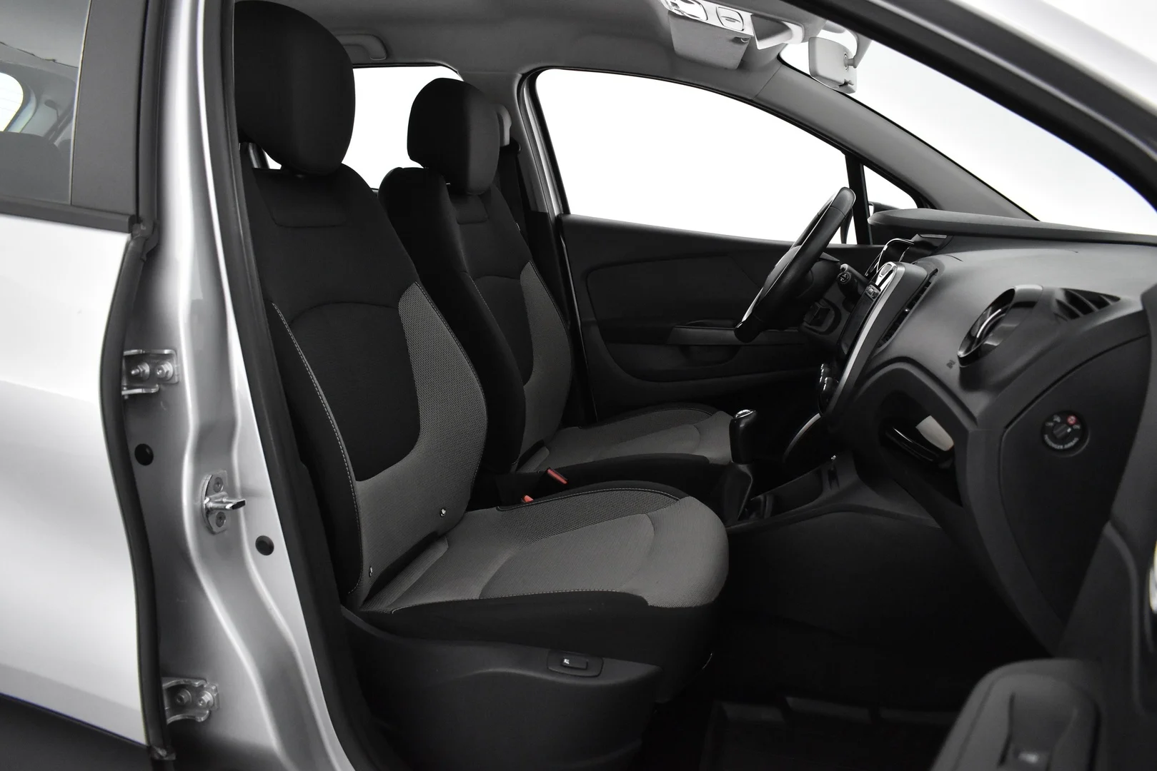 Car Image - 73Y7ifhH2ejDan2D6PGiZD