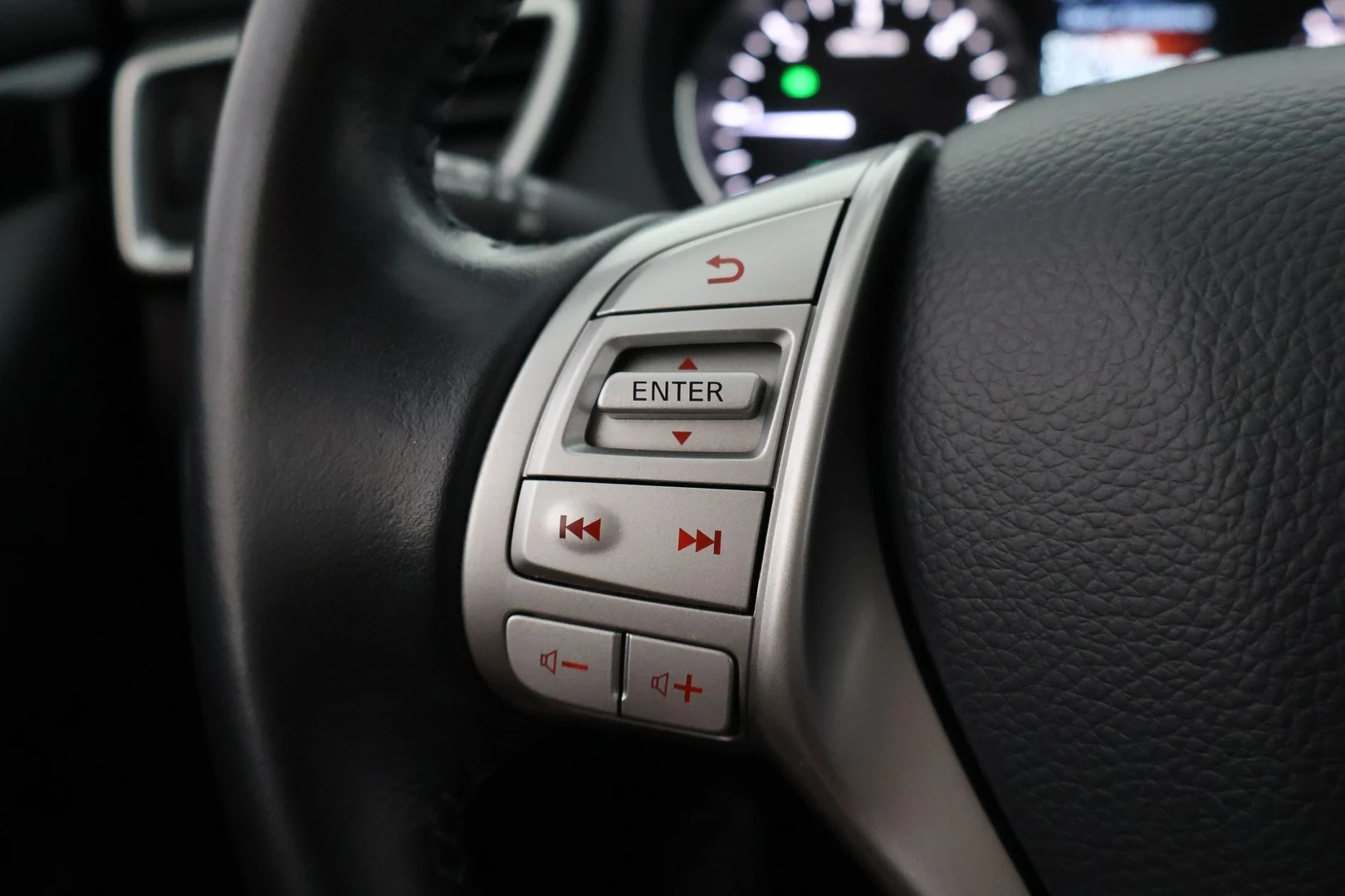 Car Image - phzv1L3SRPmRvWRb7ELcD