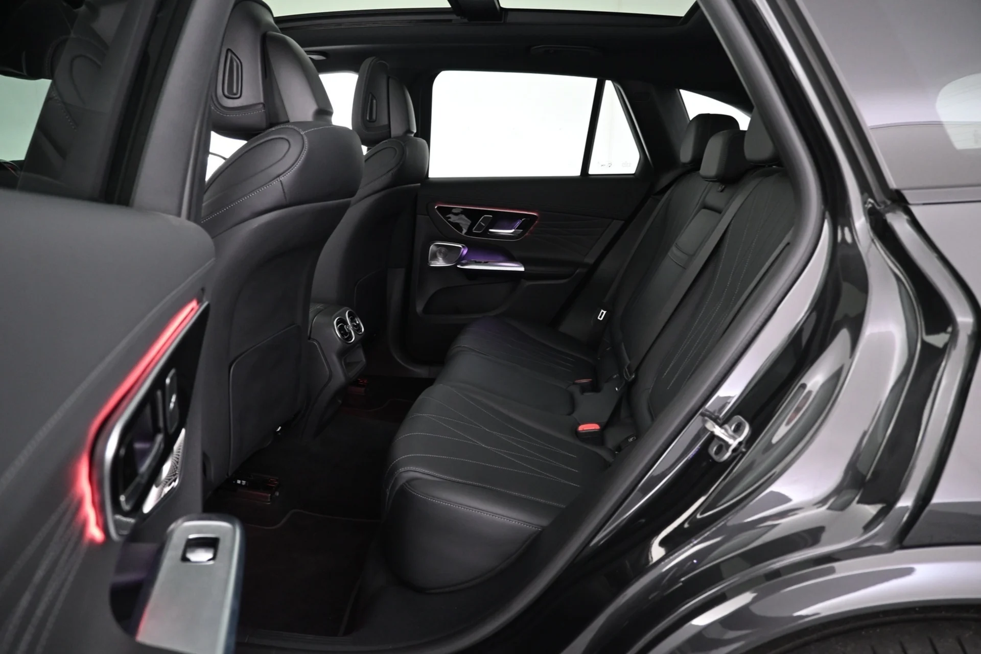 Car Image - 7ukAxc1Np4TMdup4R8a7eT