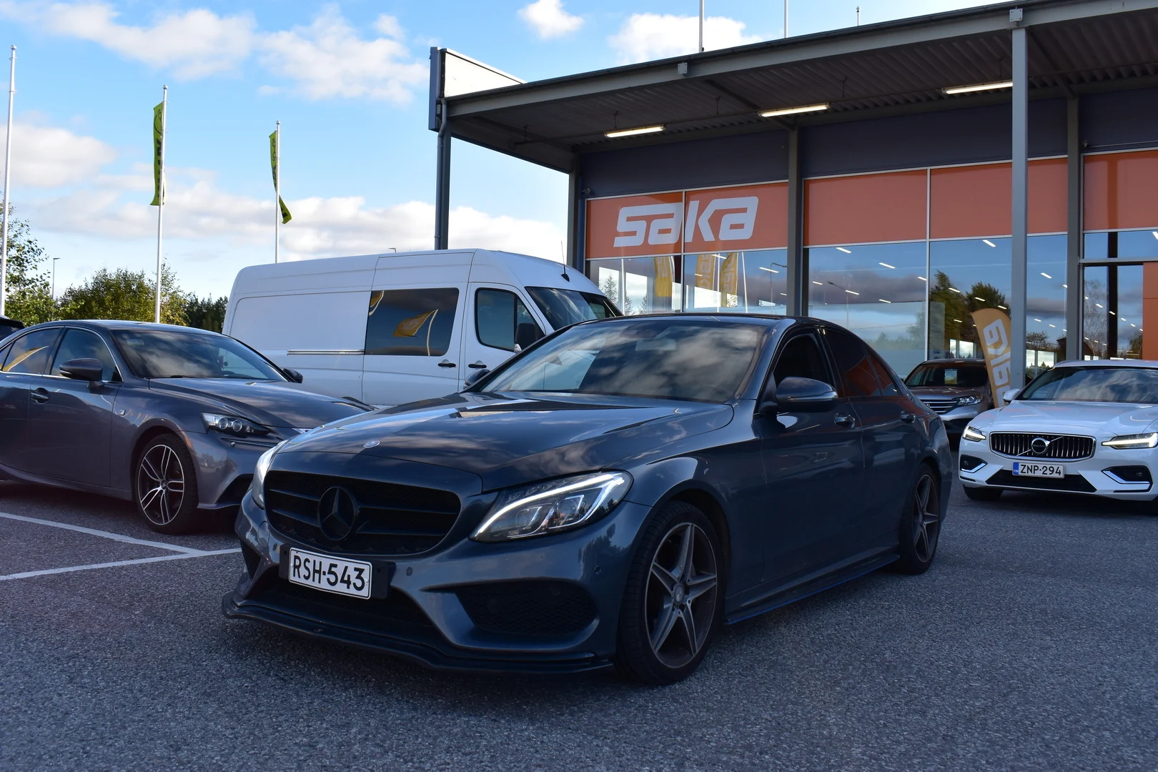 Car Image - 7qDuBspNQ4JFFQiZk130Xp