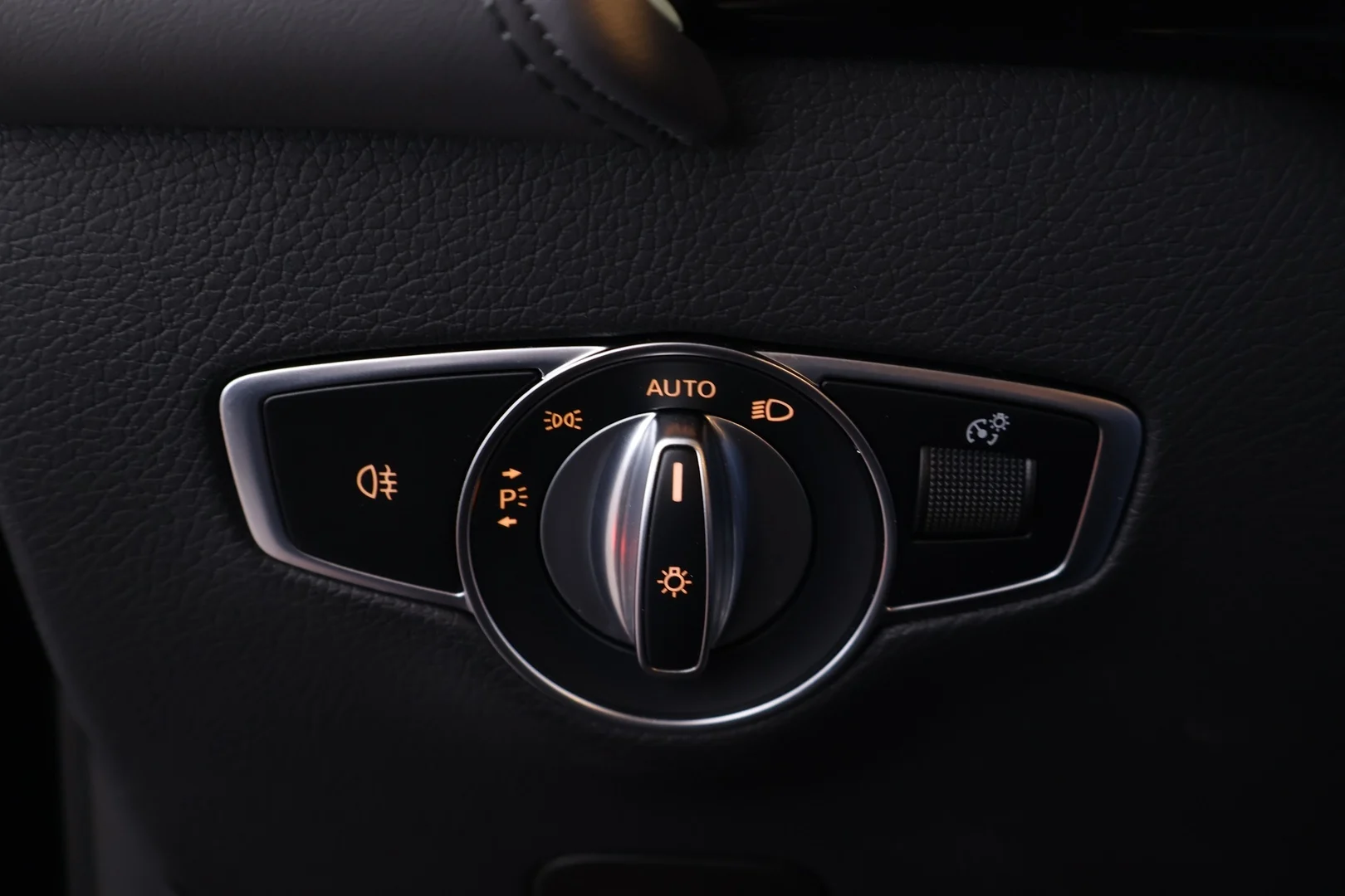 Car Image - 3hbh1uTP8uAGM2hzyJrofa