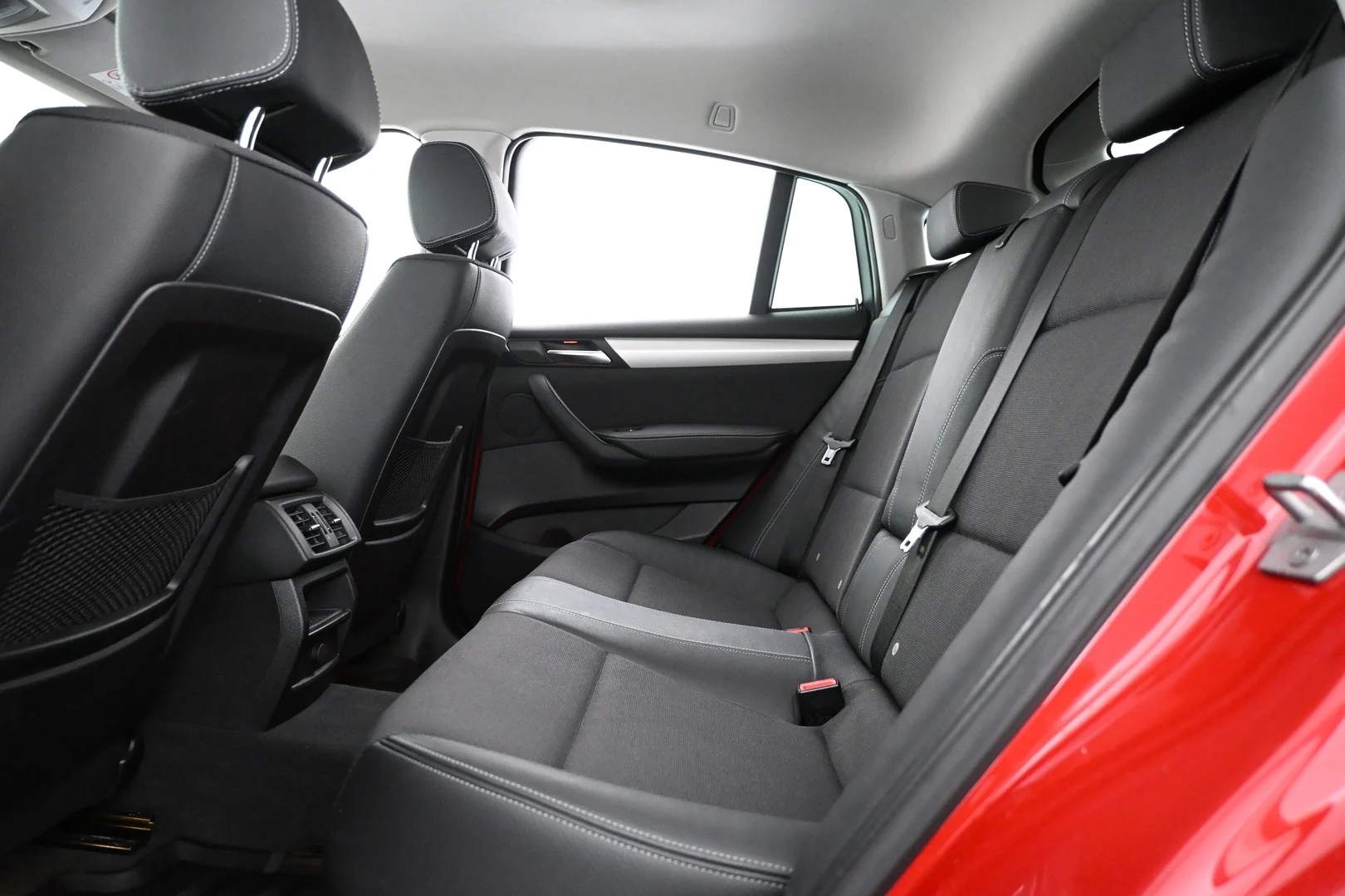 Car Image - 30XB3VVtP9wPeDobUBkx4A