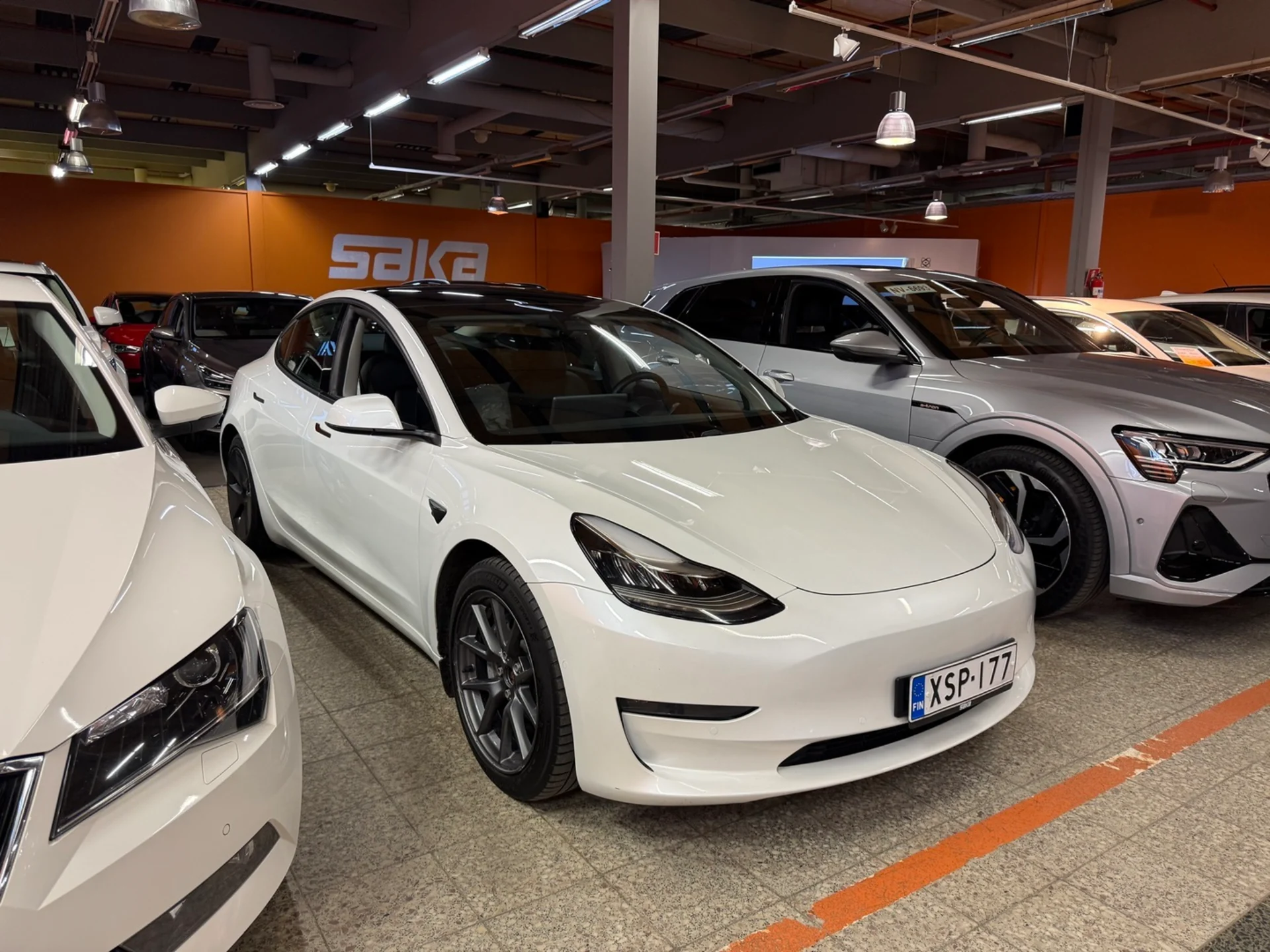 Car Image - 1Egoq0o8OFjXQPjhv63AnX