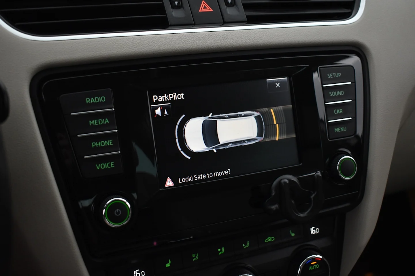 Car Image - 4bSYFC2lZryTqzlsXDJOZC