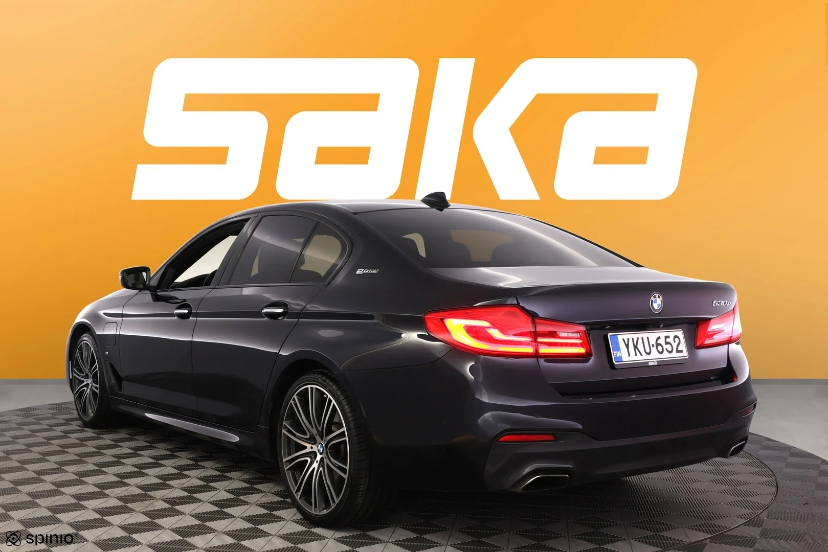 Car Image - 7iP7ZFFhs1rfljZx03UUW2