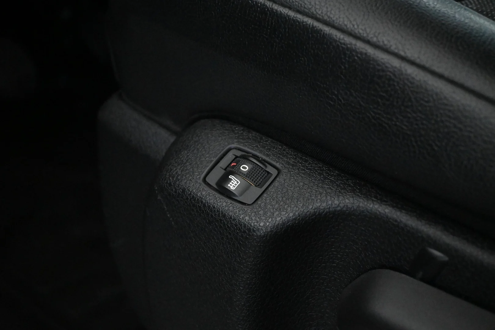 Car Image - 6OJpTKDaUrupm5xscSjuBv