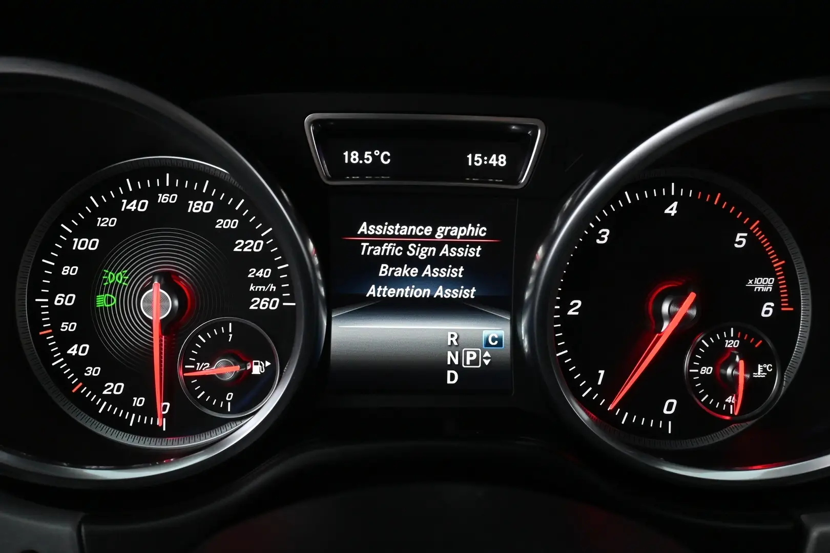 Car Image - R0DWI4NTKjW7Dgb7DUhPV