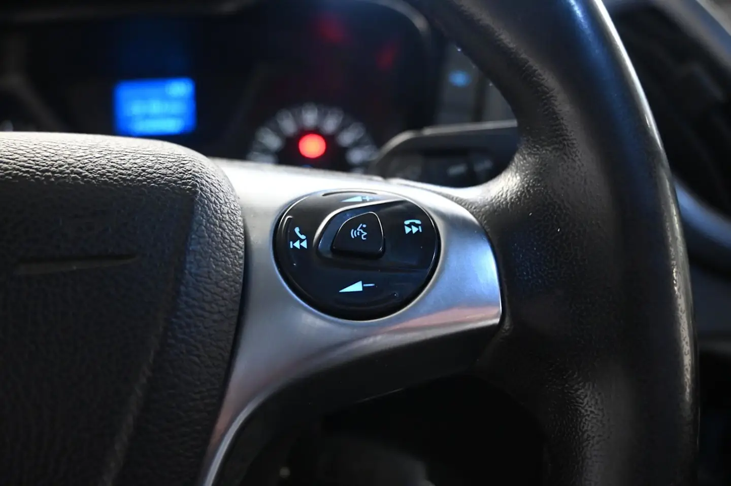 Car Image - 5VvRYr90l0HgvO82zZmHra