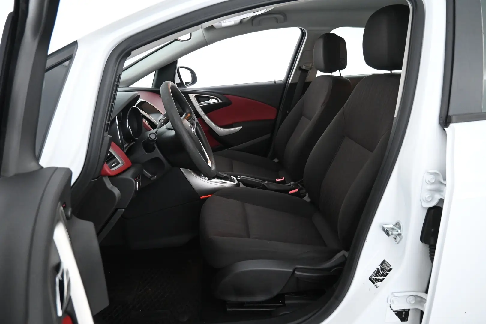 Car Image - 7uFYxQgrBJtc8YTlYIZF09