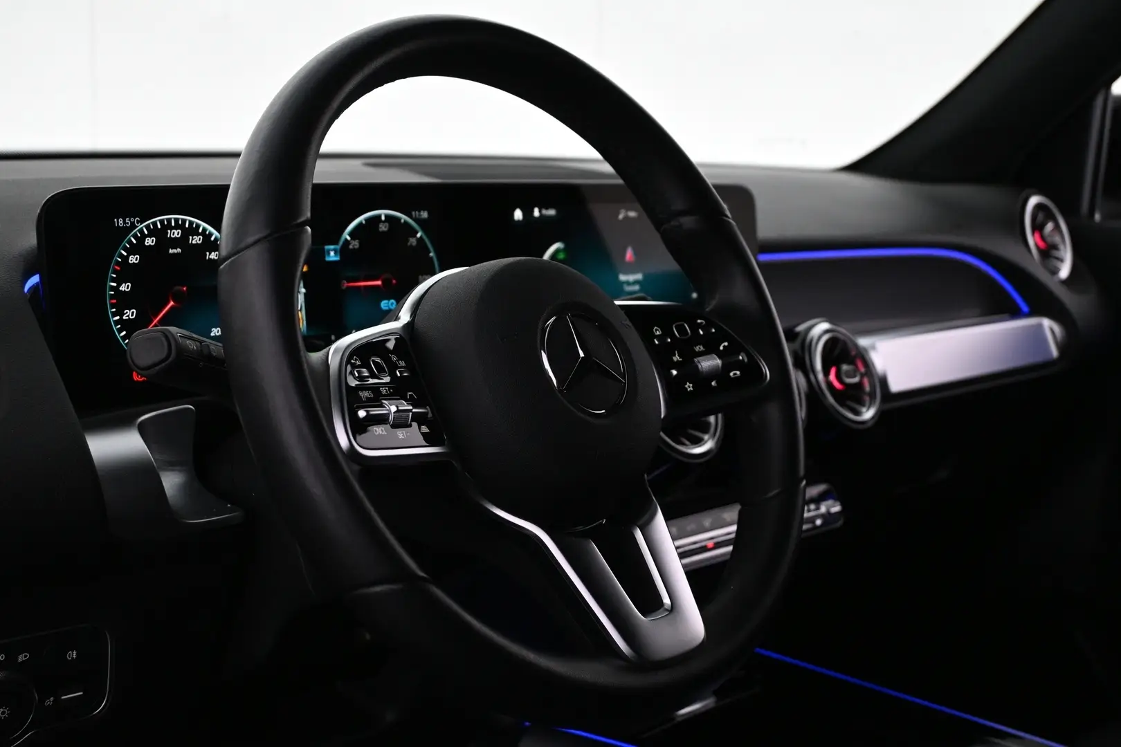 Car Image - 18CPAx3excHw56xBJOppj7