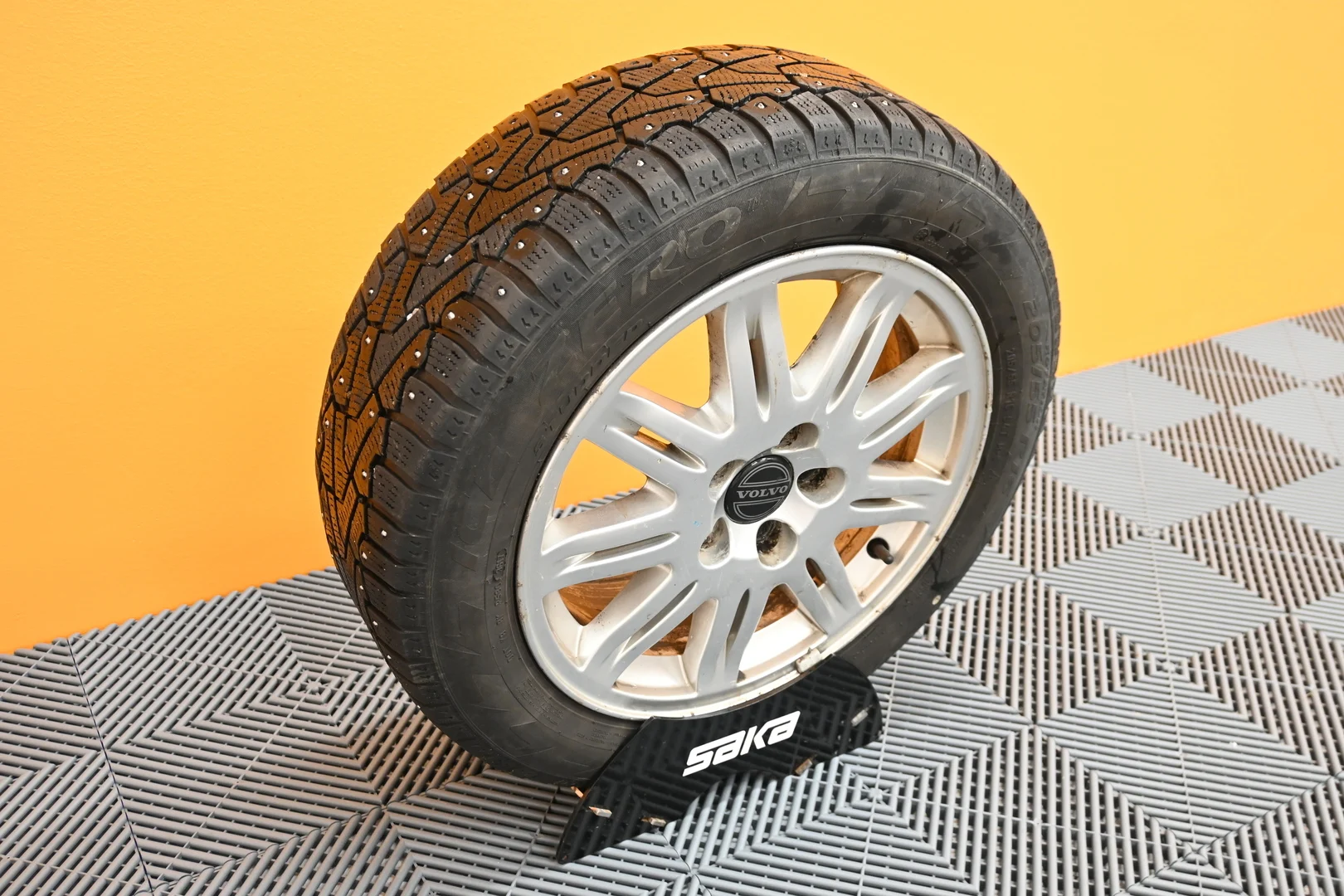 Car Image - 7HyVUKXXcH5WHTI9VZbp92